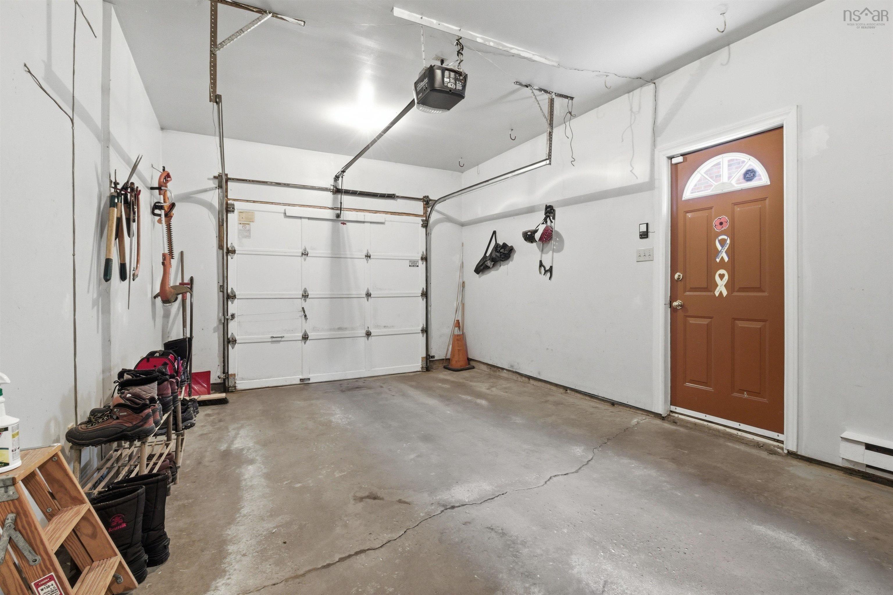 9 Amberwood Court, Halifax, NS (MLS 202606530)