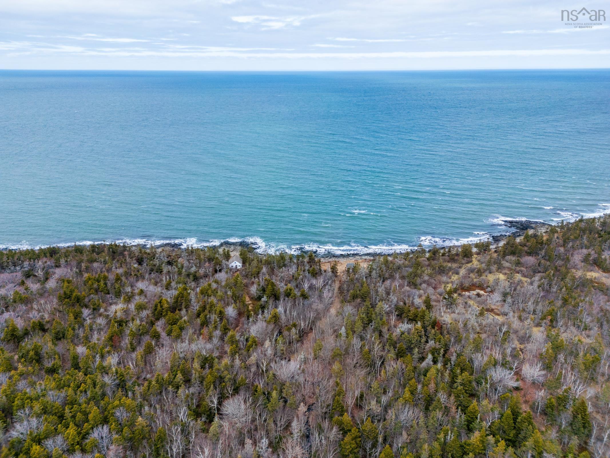 $199,900.00: Shore Road, Litchfield