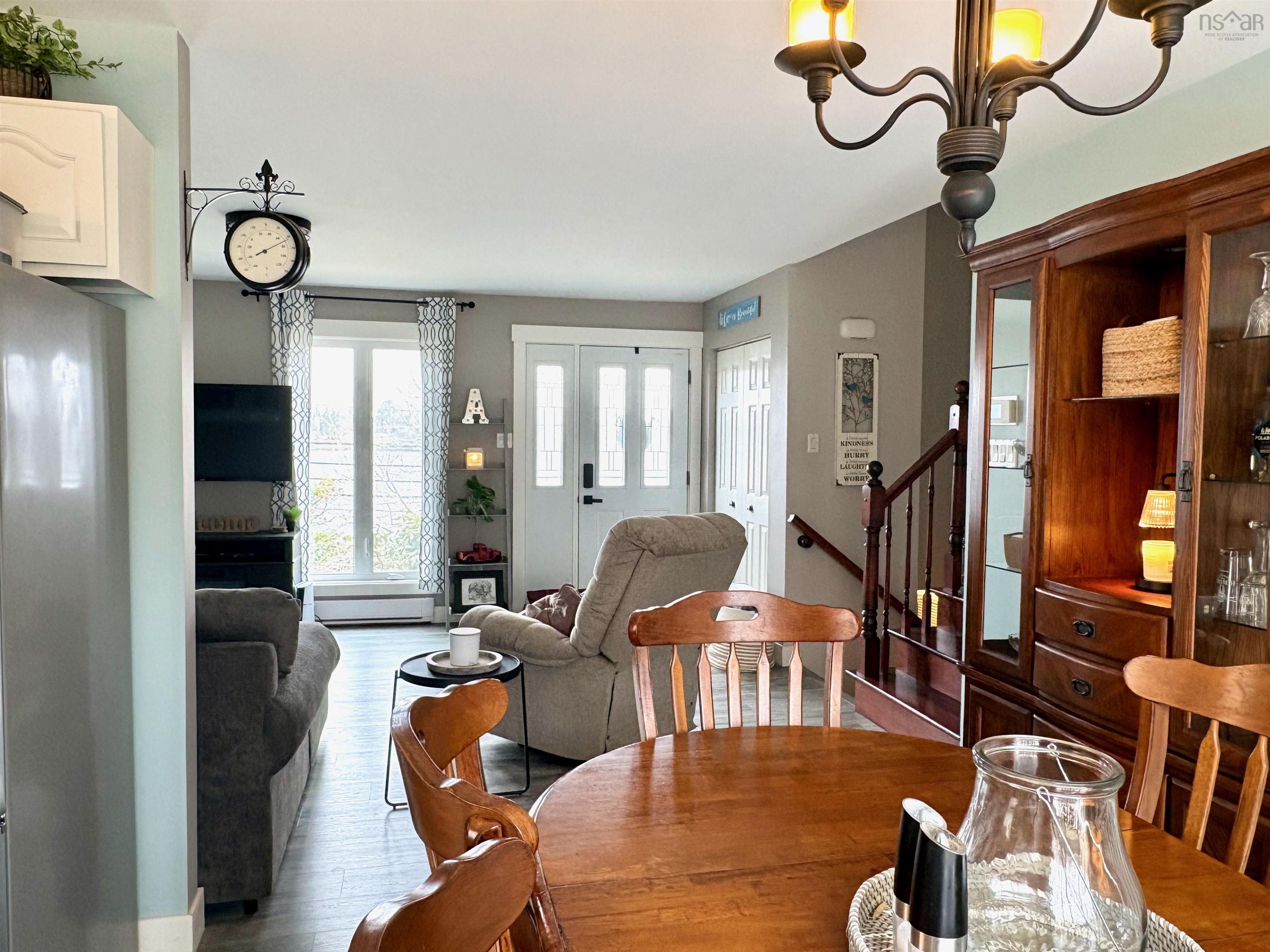 $419,000.00: 128 Highway 1, Dayton