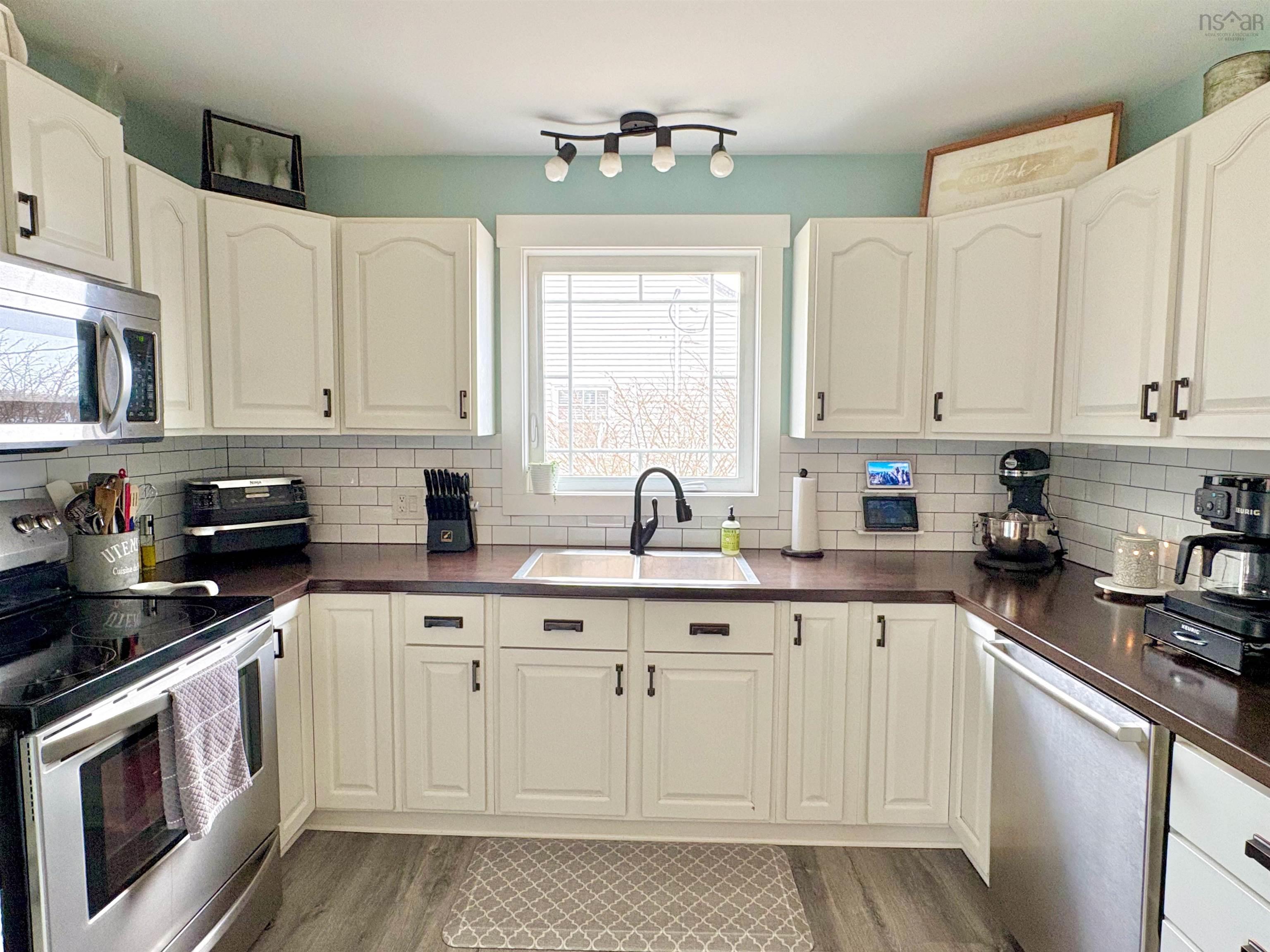 $419,000.00: 128 Highway 1, Dayton
