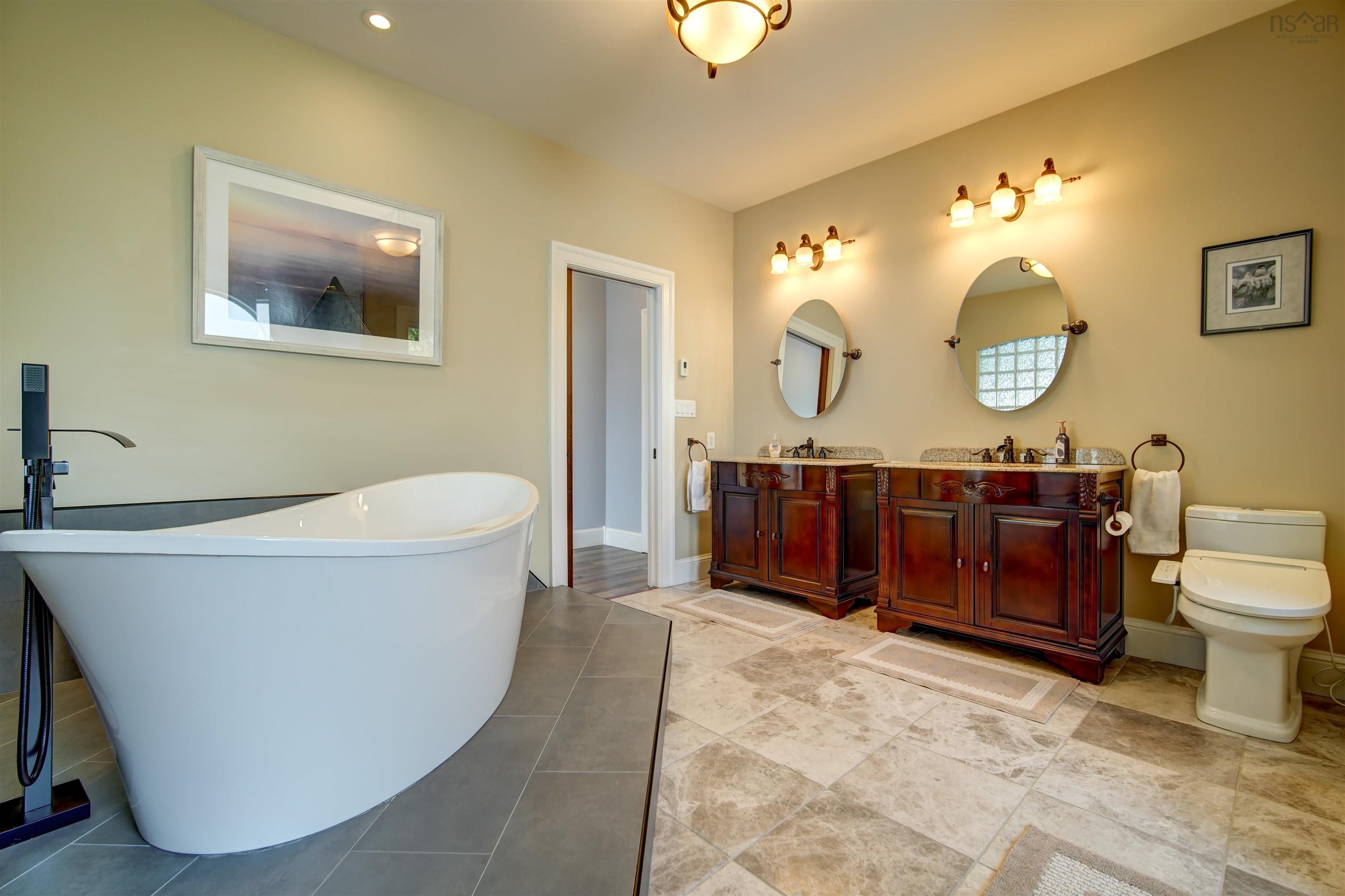 185 Fergusons Cove Road, Halifax, NS (MLS 202606552)