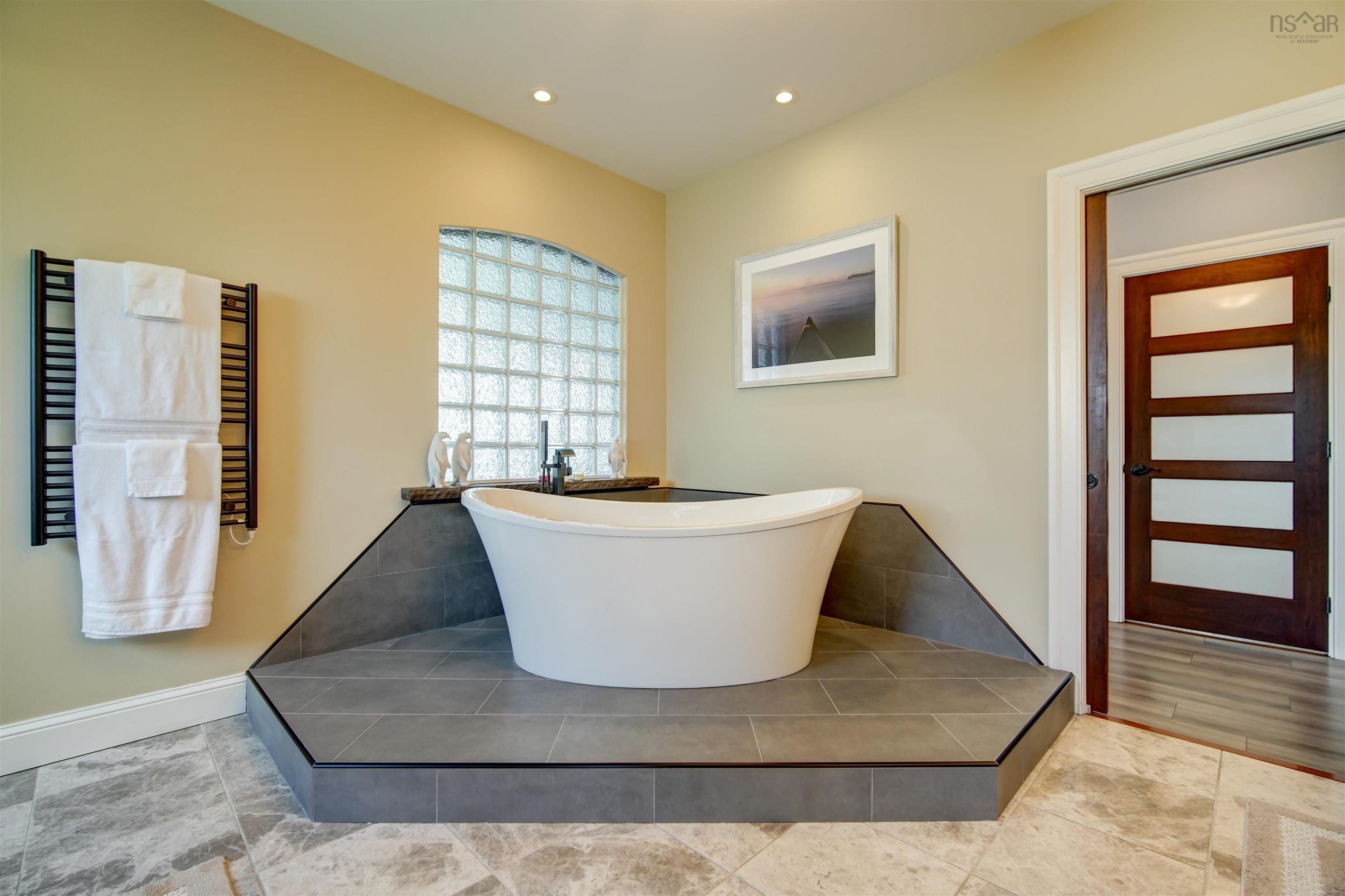 185 Fergusons Cove Road, Halifax, NS (MLS 202606552)