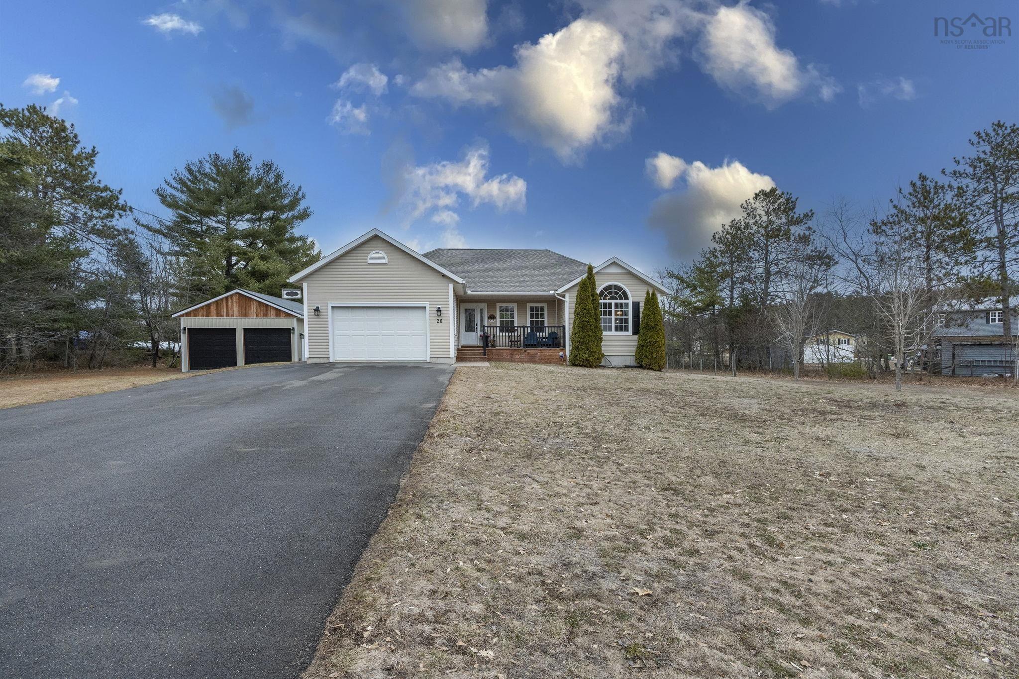 $599,900.00: 20 Geiger Drive, Wilmot