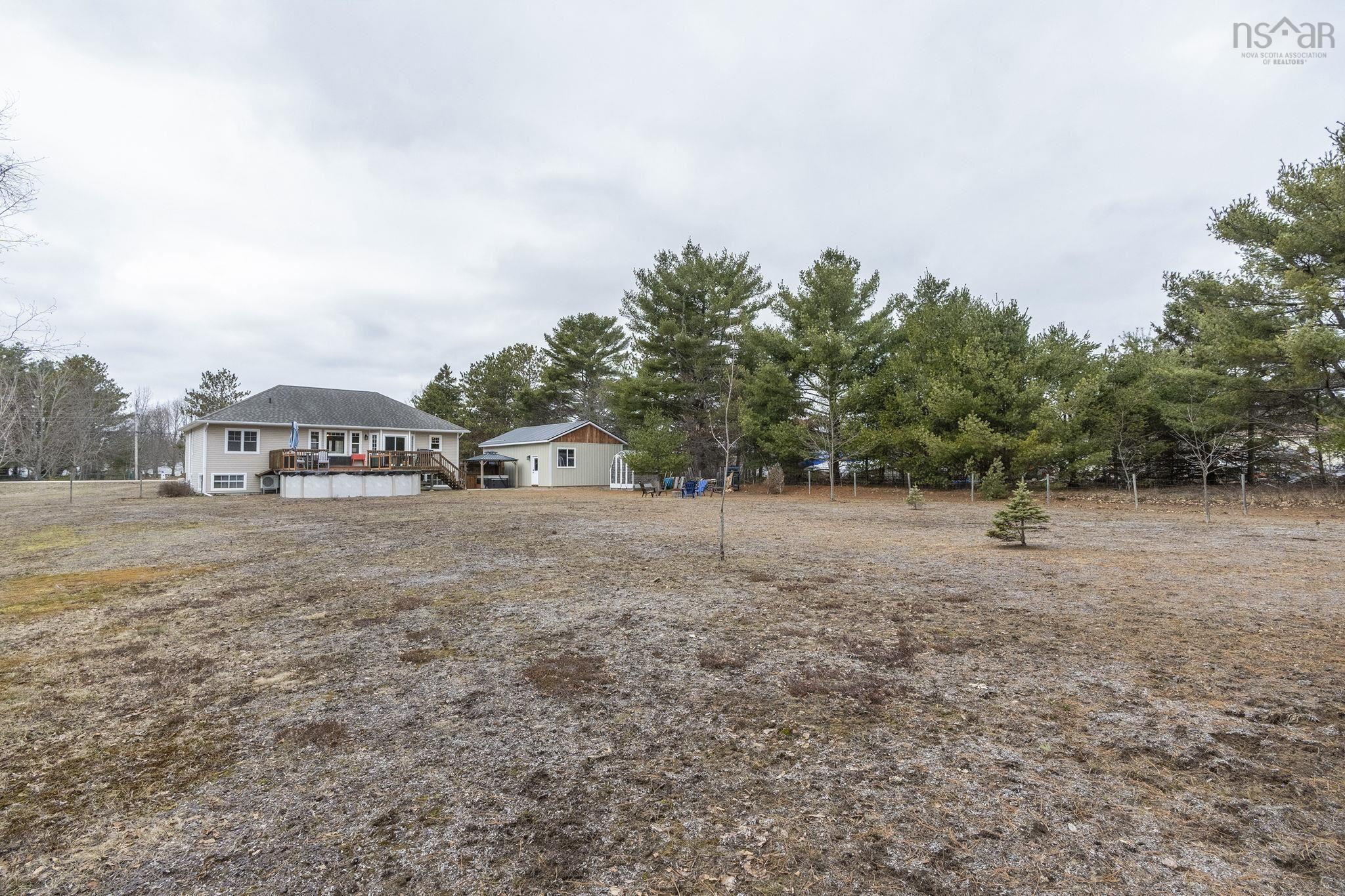 $599,900.00: 20 Geiger Drive, Wilmot