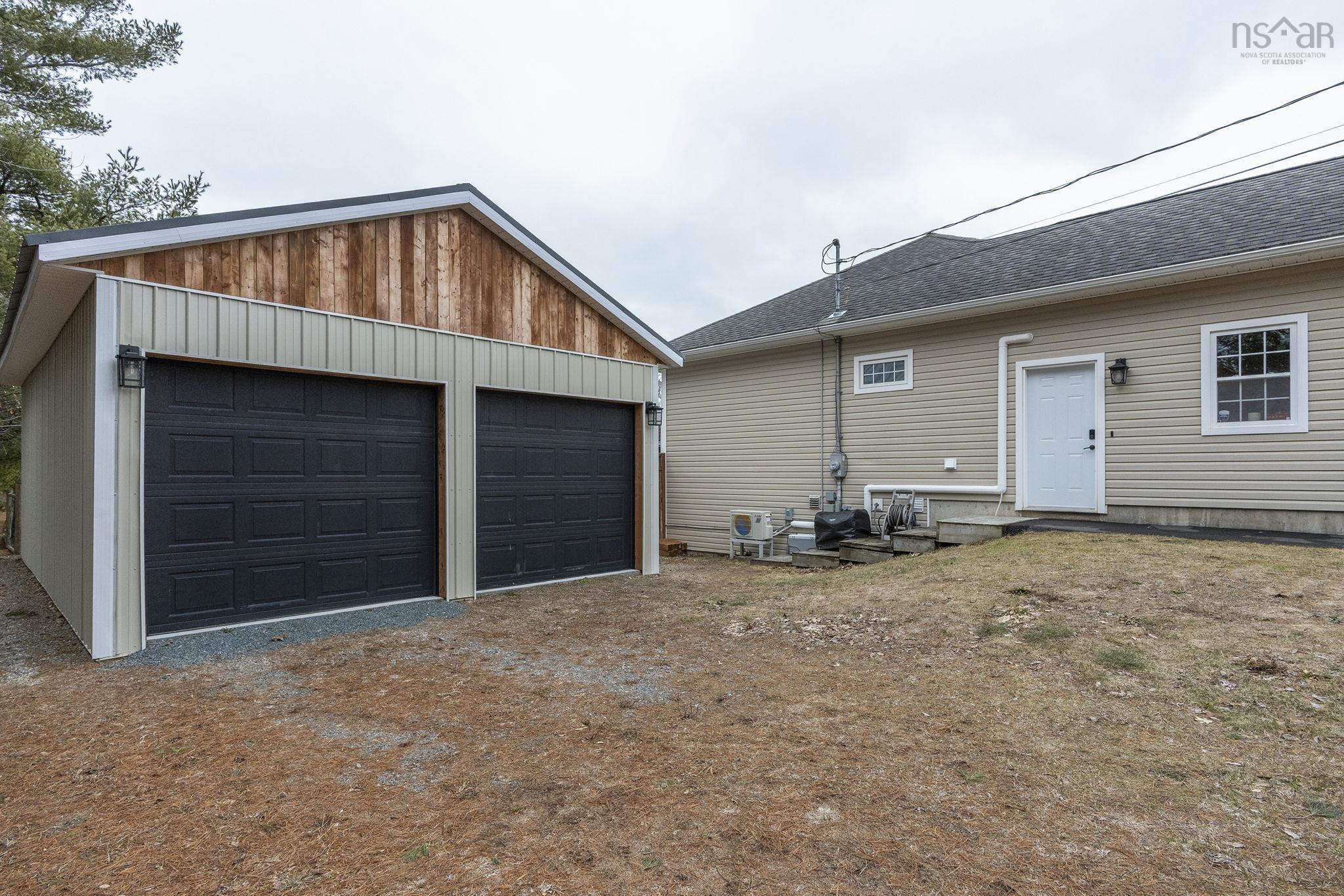 $599,900.00: 20 Geiger Drive, Wilmot