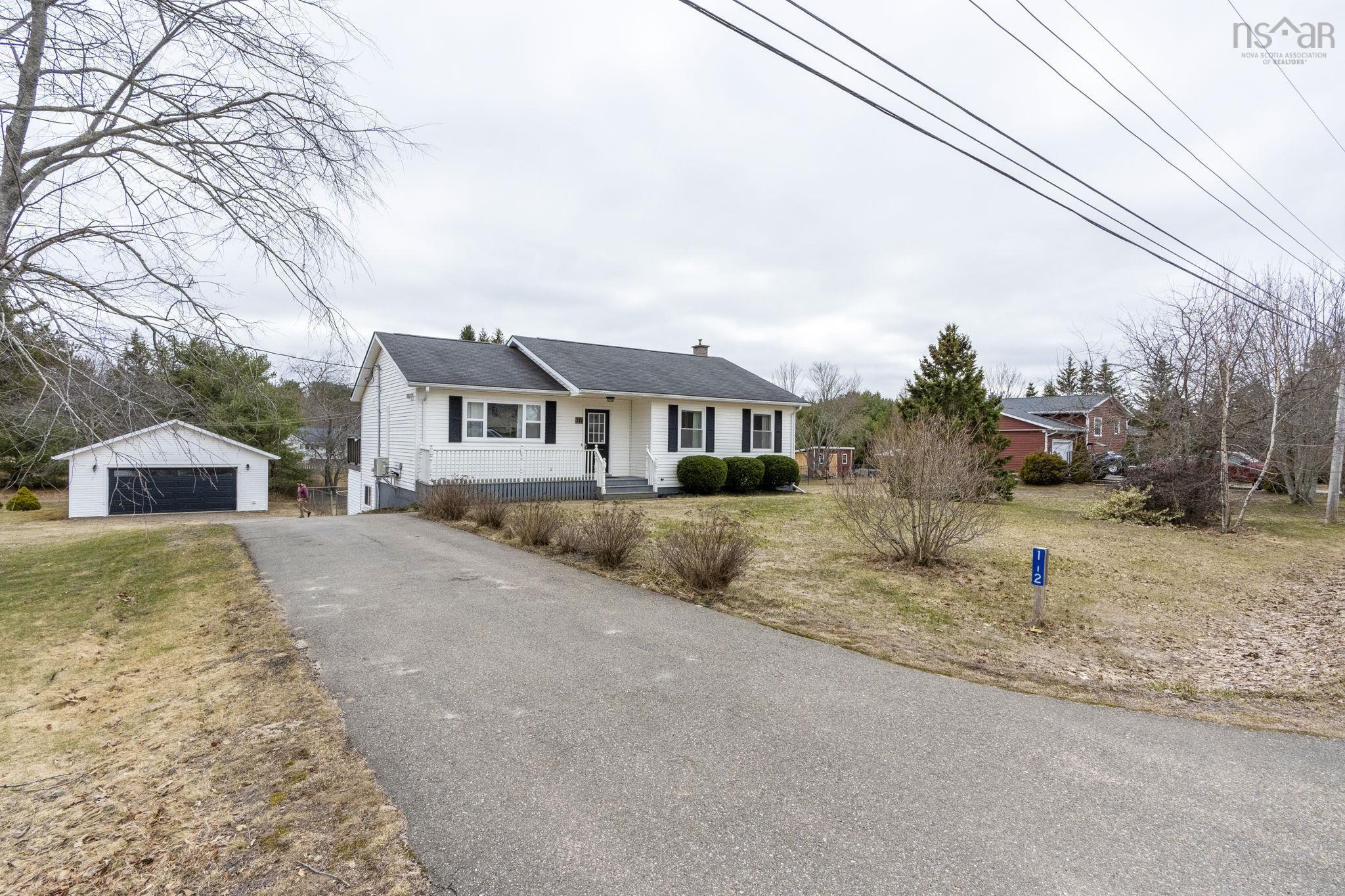 $464,900.00: 112 Geiger Drive, Wilmot