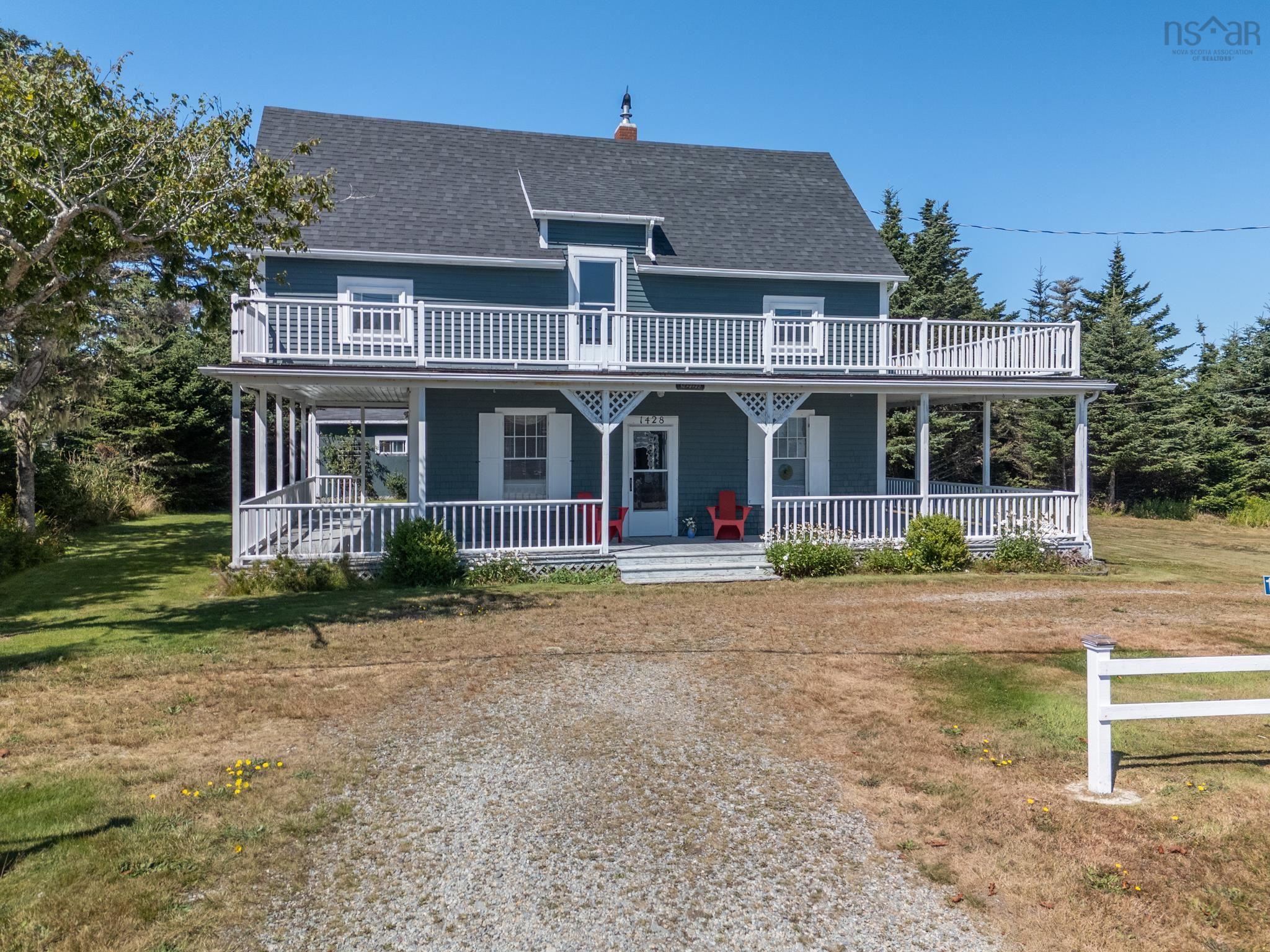 $679,900.00: 1428 Highway 304, Cape Forchu