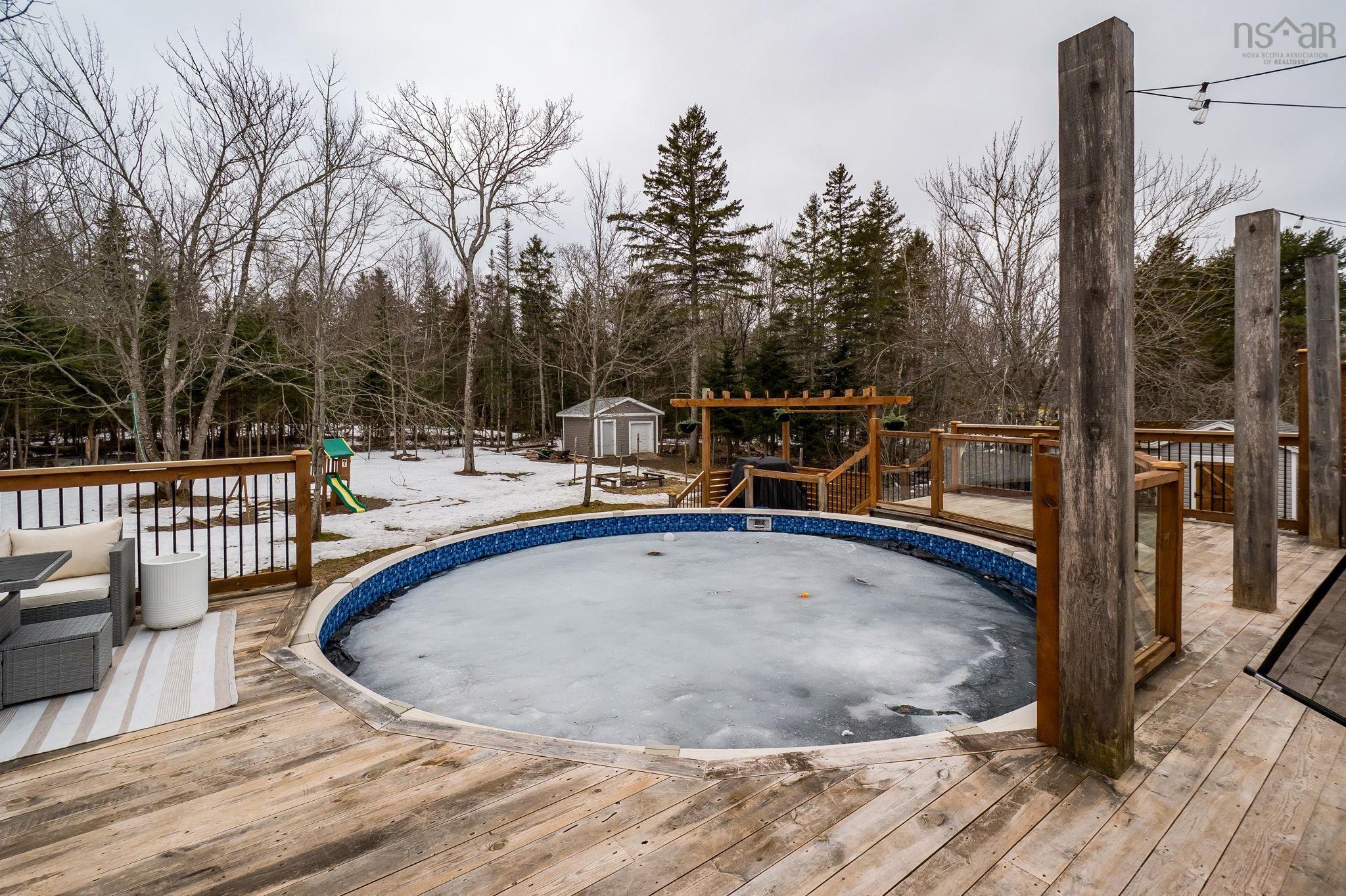 $485,900.00: 1099 English Mountain Road, South Alton