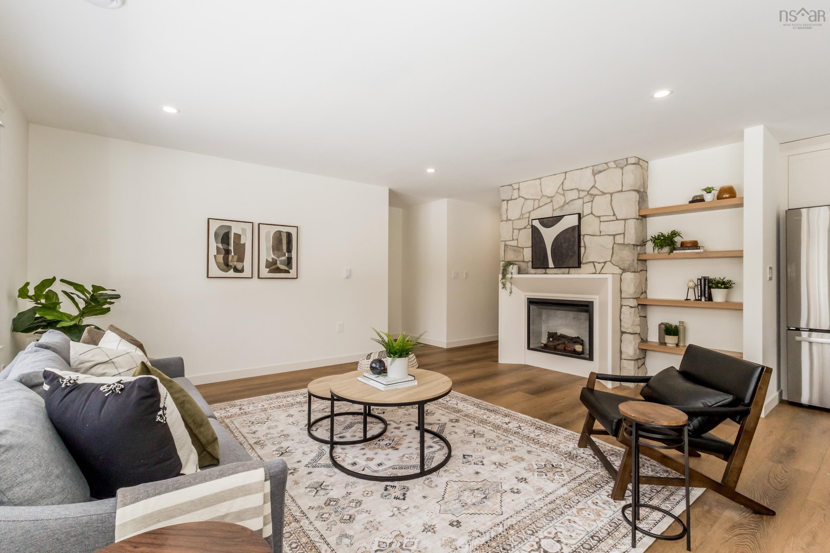 $665,000.00: 126 Seneca Street, Centreville
