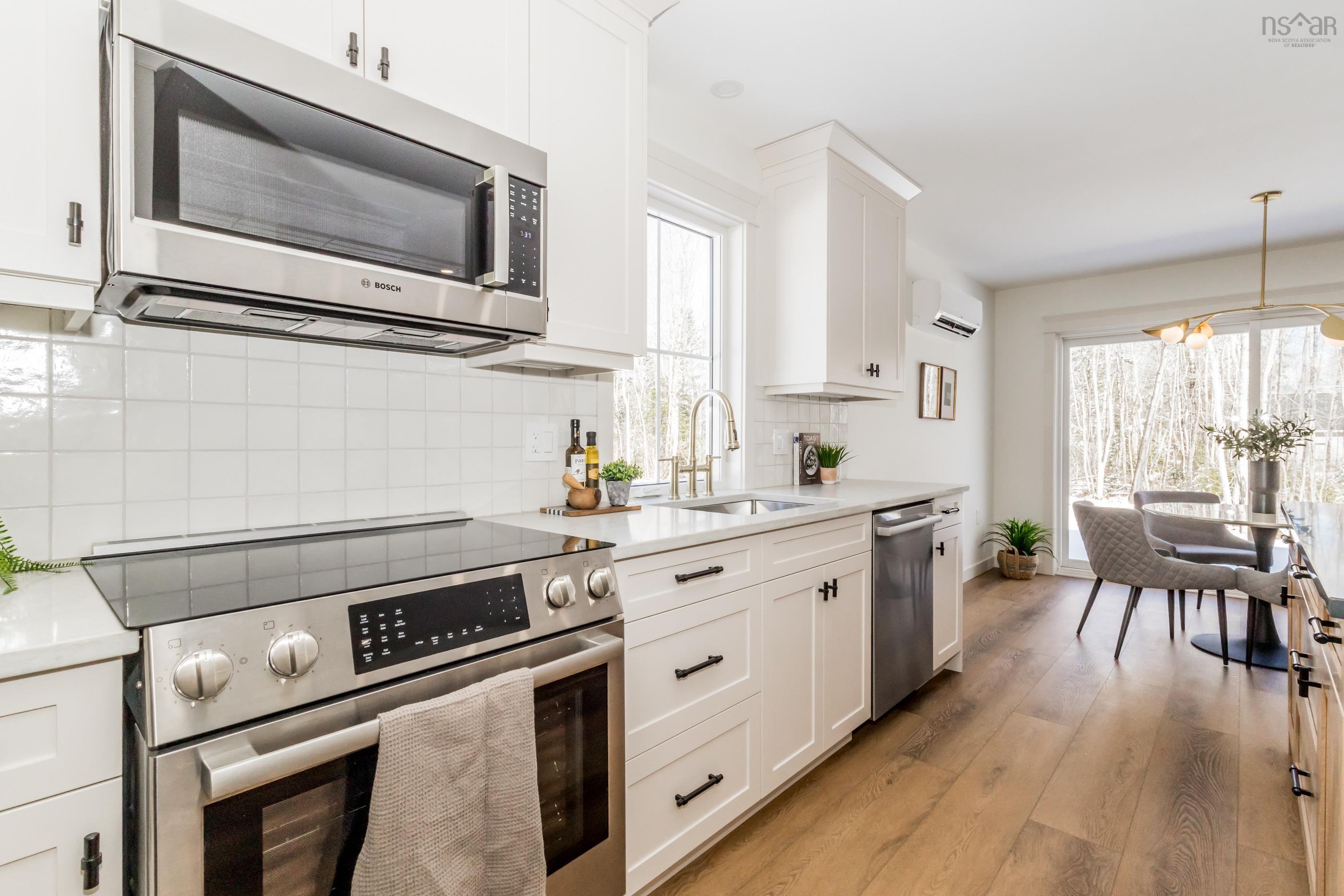 $665,000.00: 126 Seneca Street, Centreville