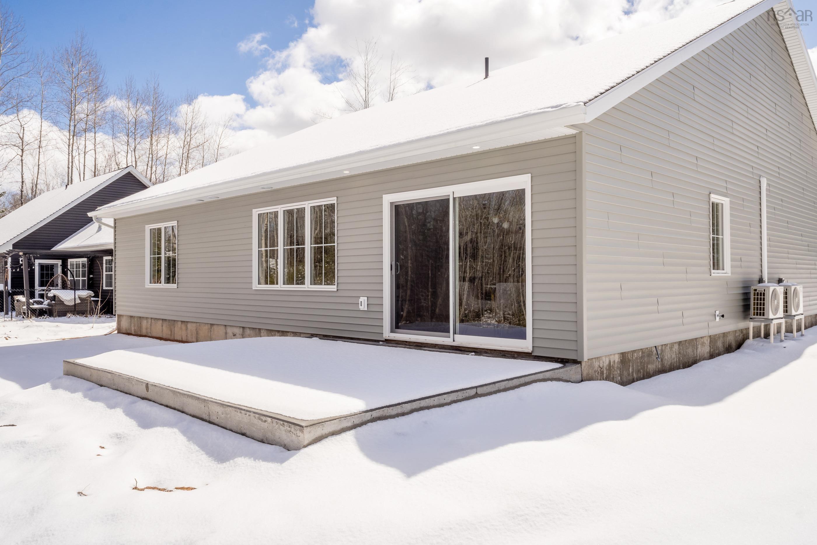 $665,000.00: 126 Seneca Street, Centreville