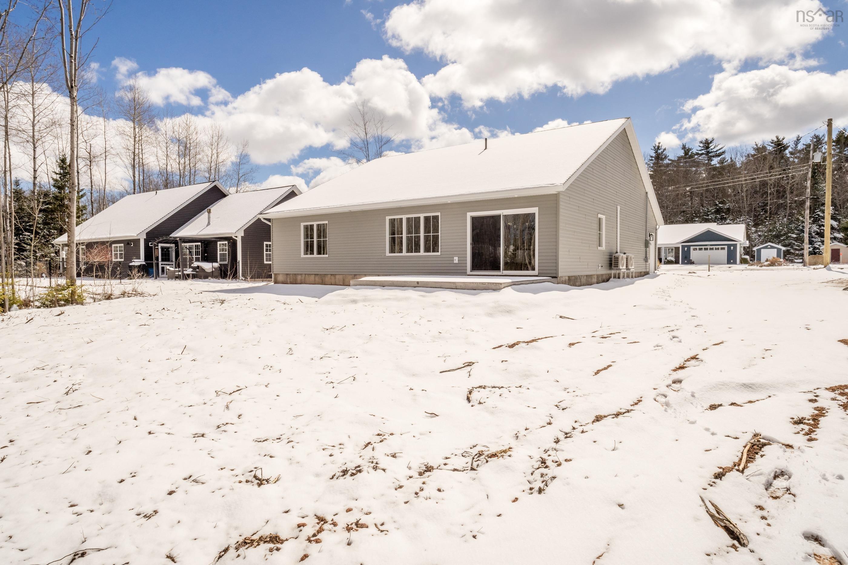 $665,000.00: 126 Seneca Street, Centreville