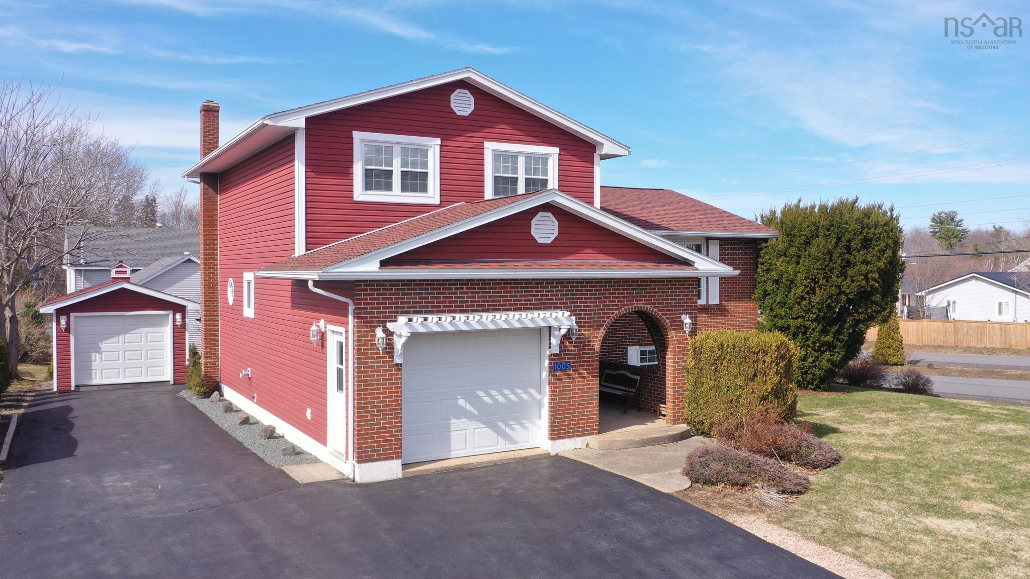 $549,900.00: 1005 Green Street, New Minas