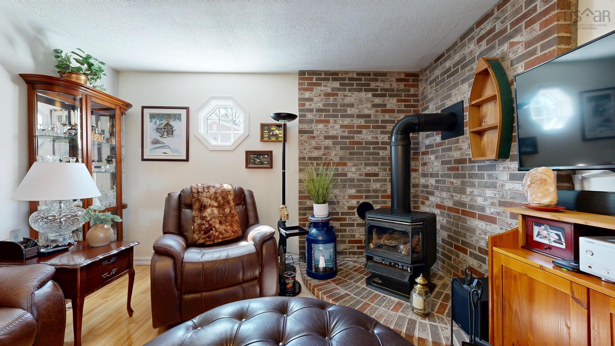 $549,900.00: 1005 Green Street, New Minas