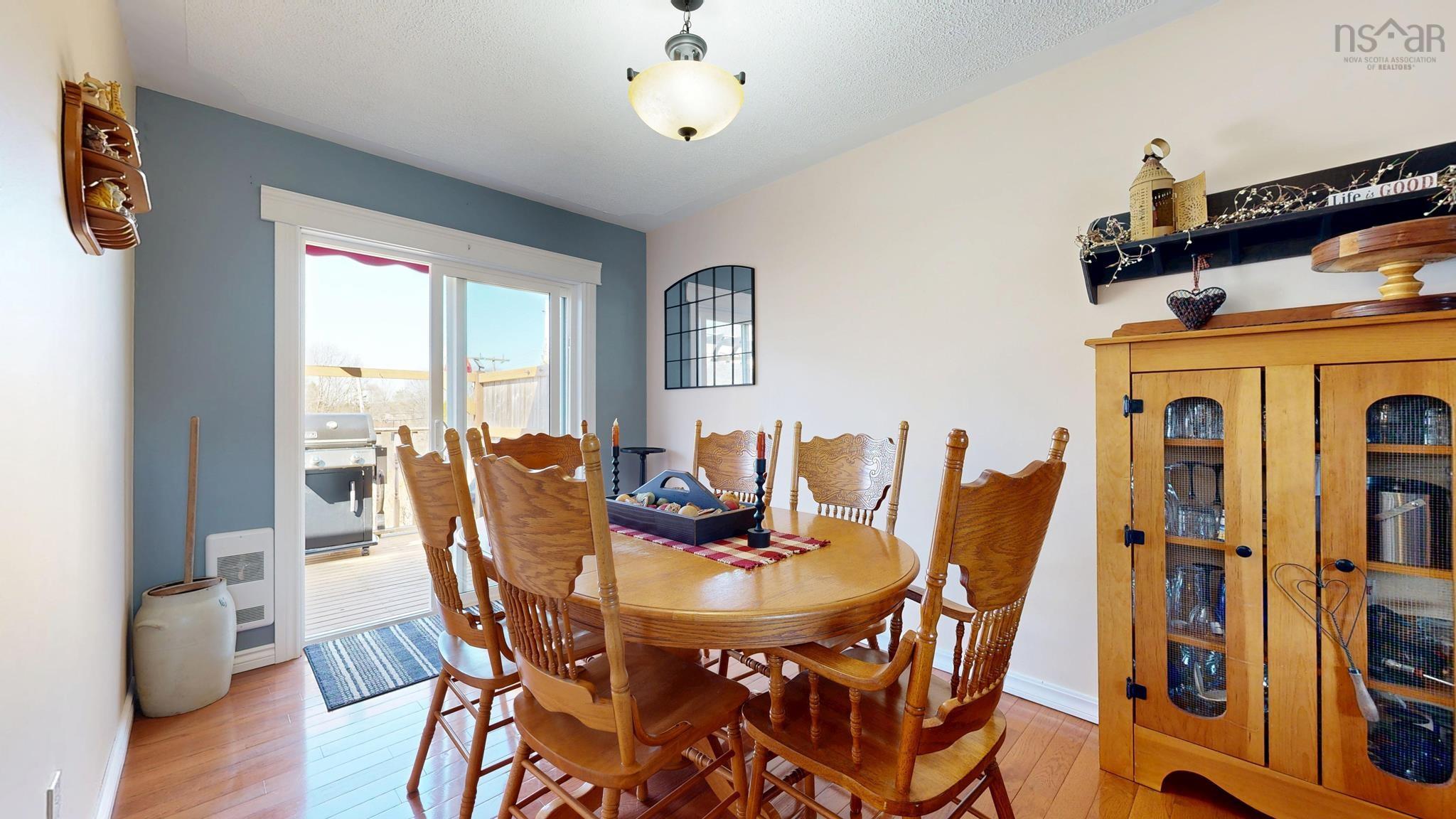 $549,900.00: 1005 Green Street, New Minas