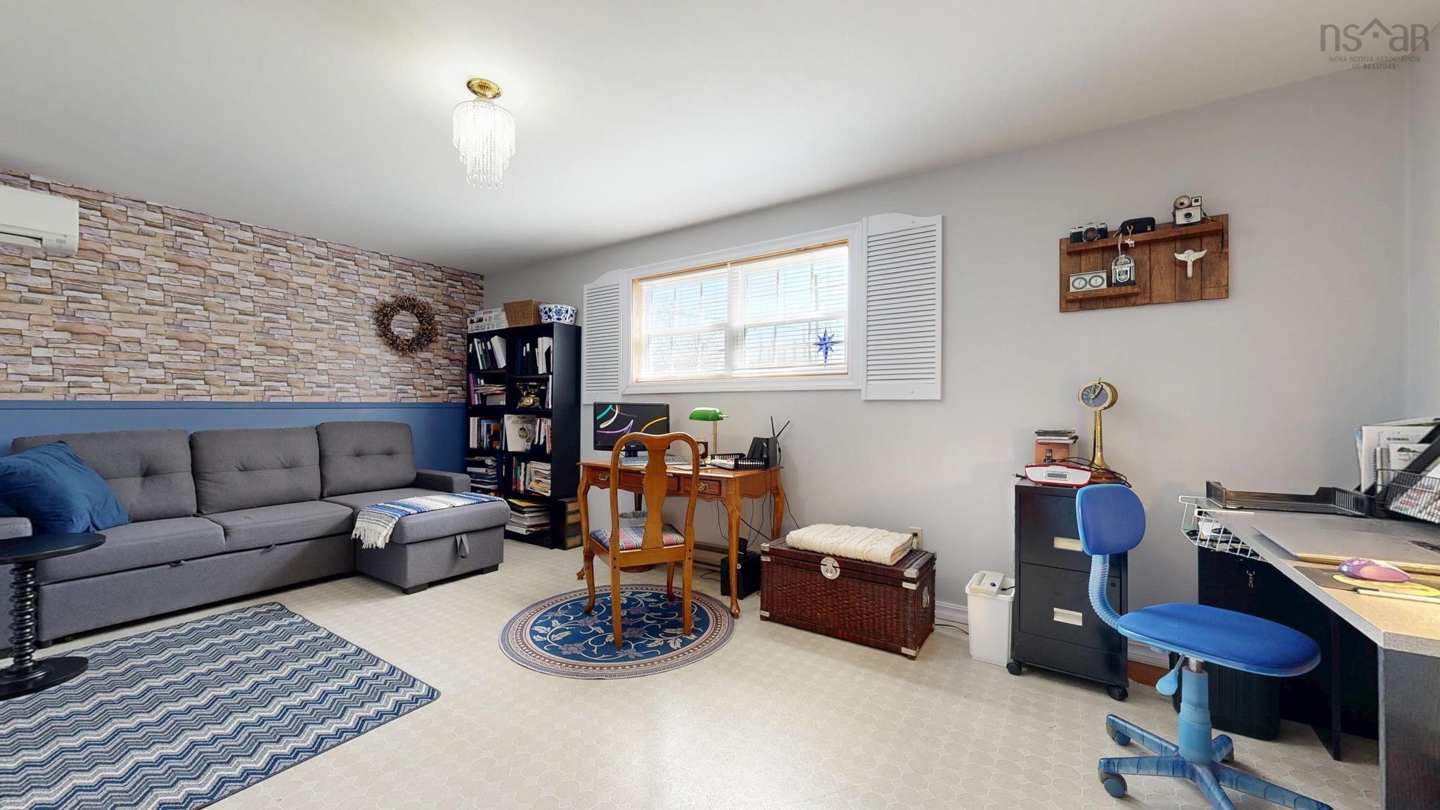 $549,900.00: 1005 Green Street, New Minas