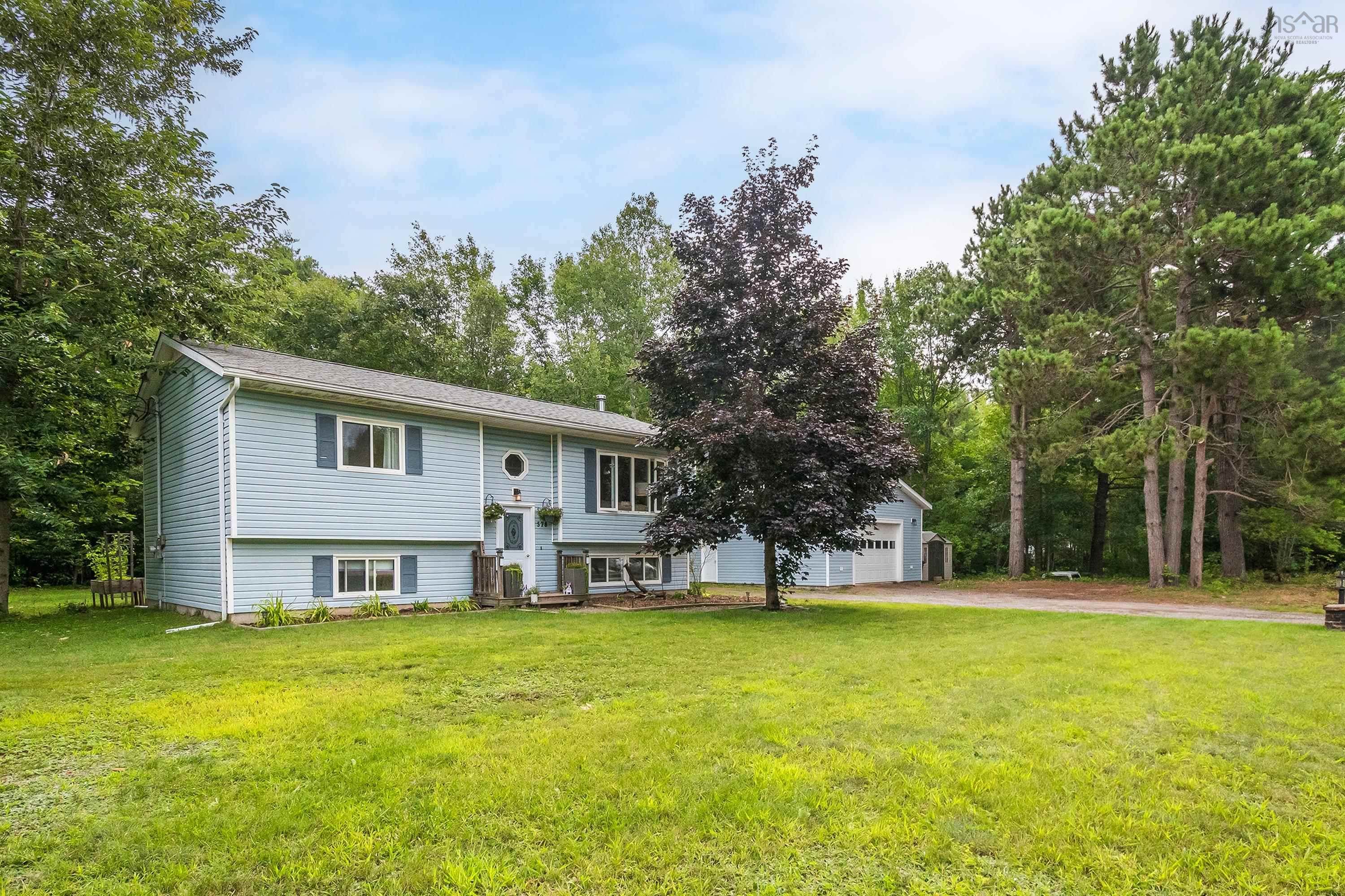 $399,000.00: 578 Bluenose Avenue, Meadowvale