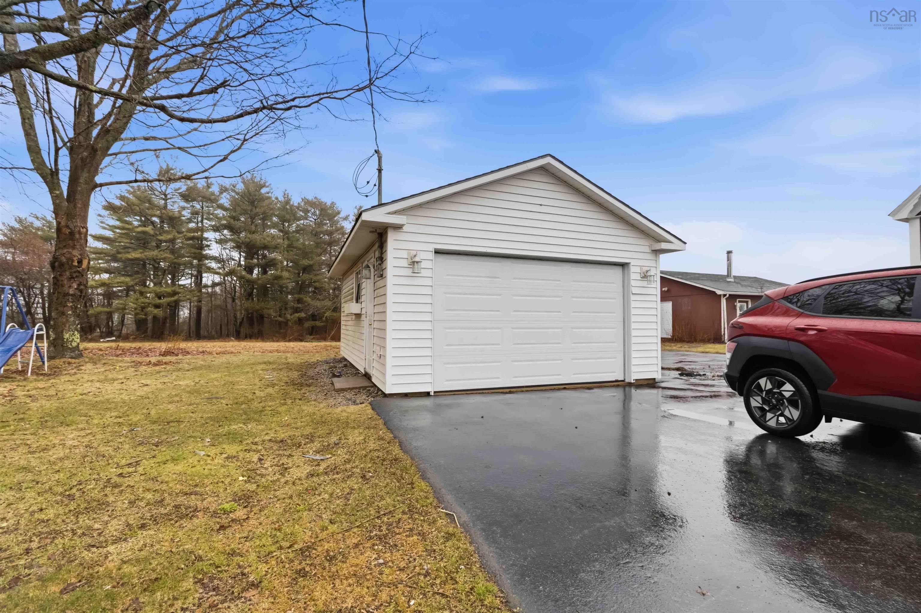 $1,085,000.00: 2820 Highway 325, Wileville
