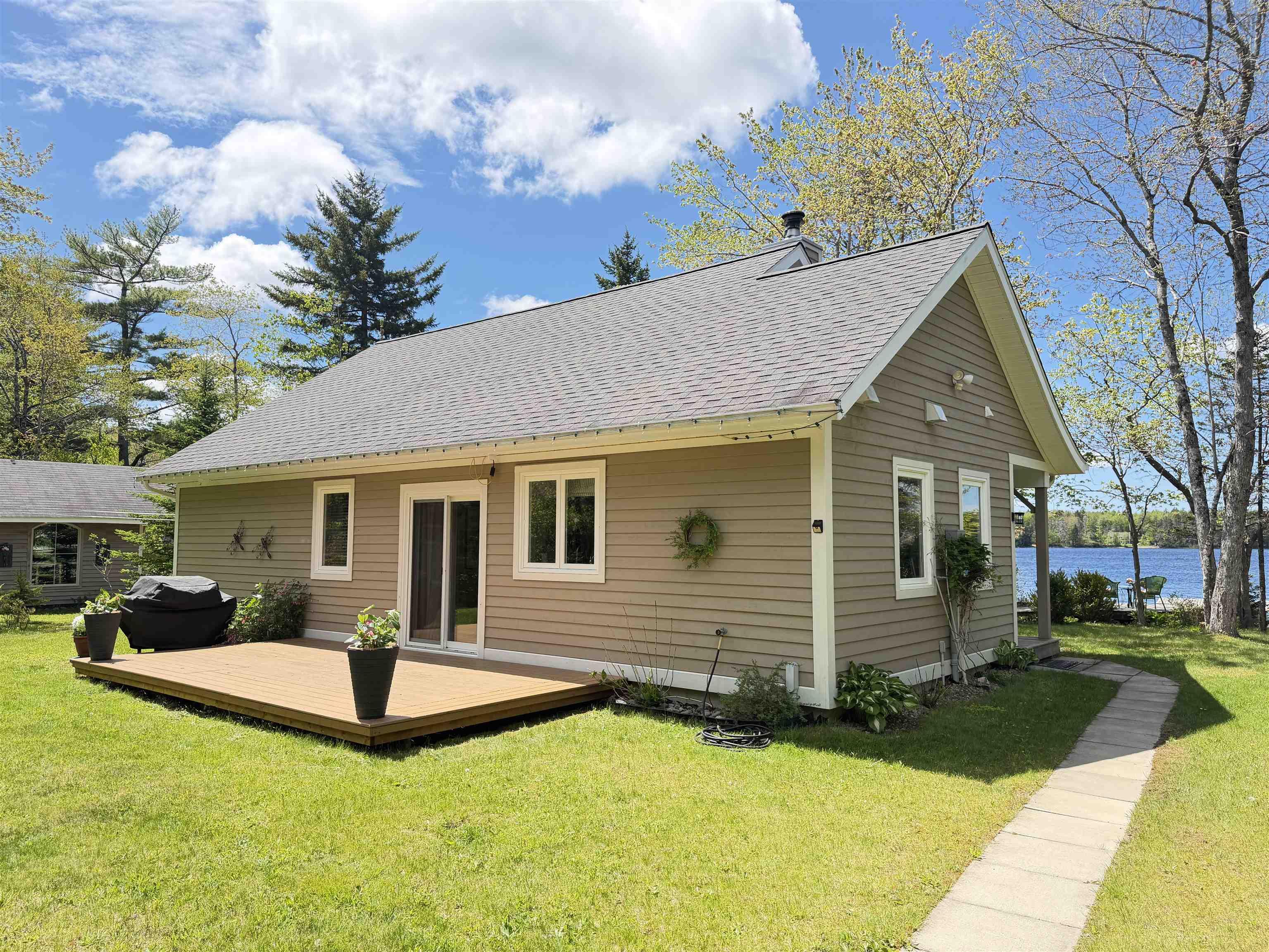 $550,000.00: 137 Beaver Point Road, North Kemptville