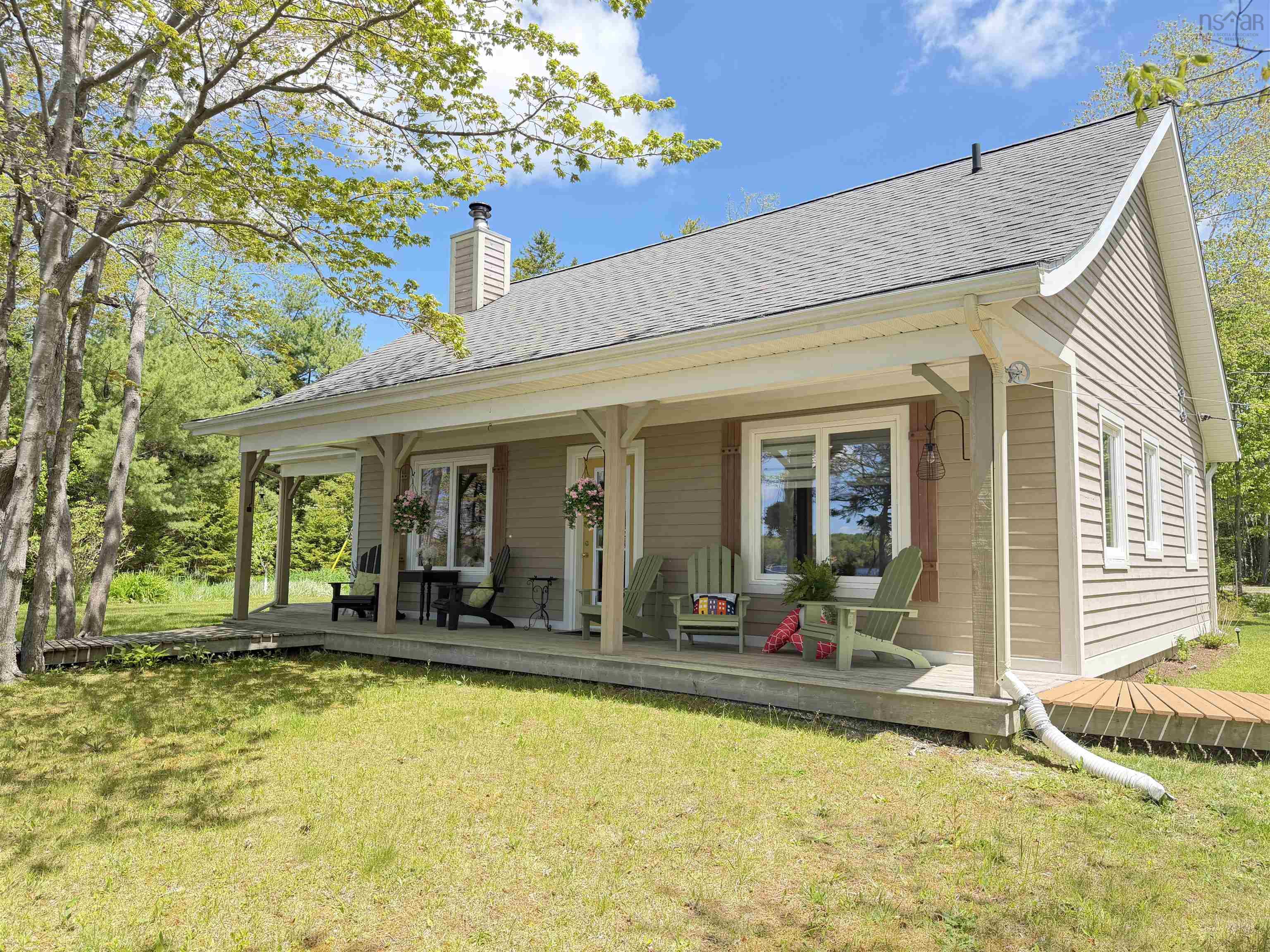 $550,000.00: 137 Beaver Point Road, North Kemptville
