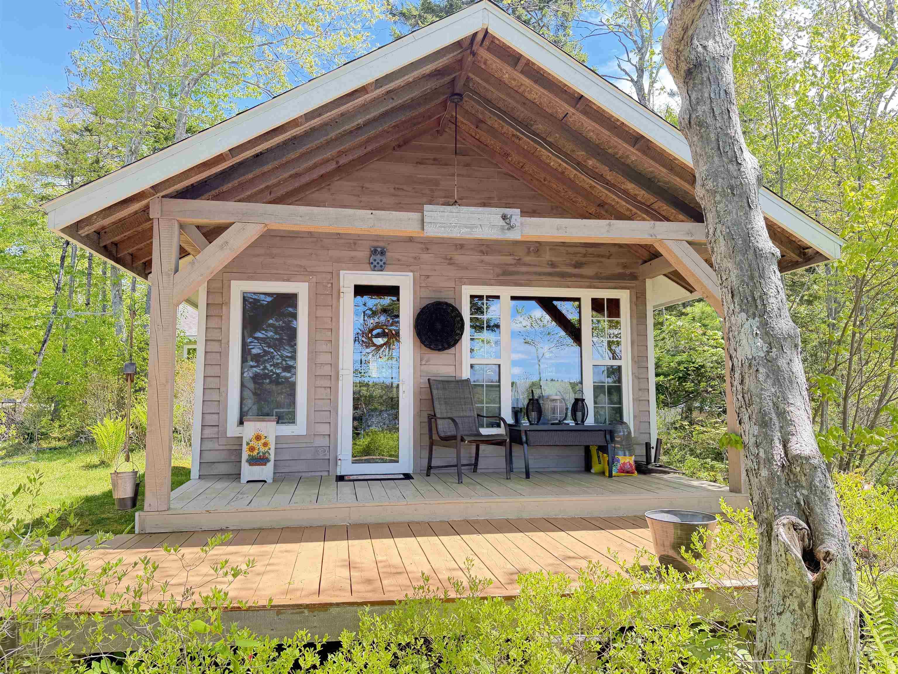 $550,000.00: 137 Beaver Point Road, North Kemptville