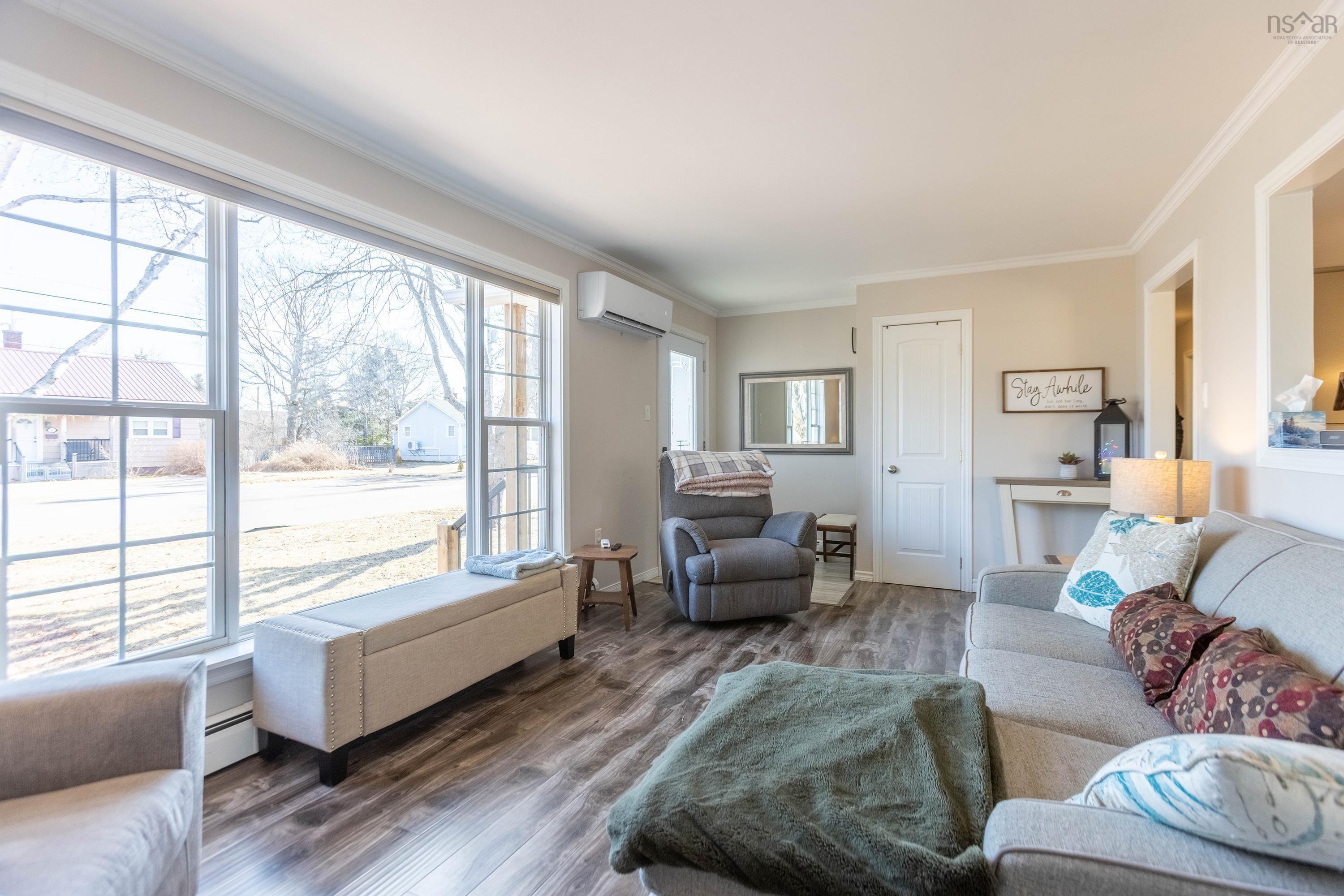 $339,900.00: 19 Boylston Avenue, Amherst