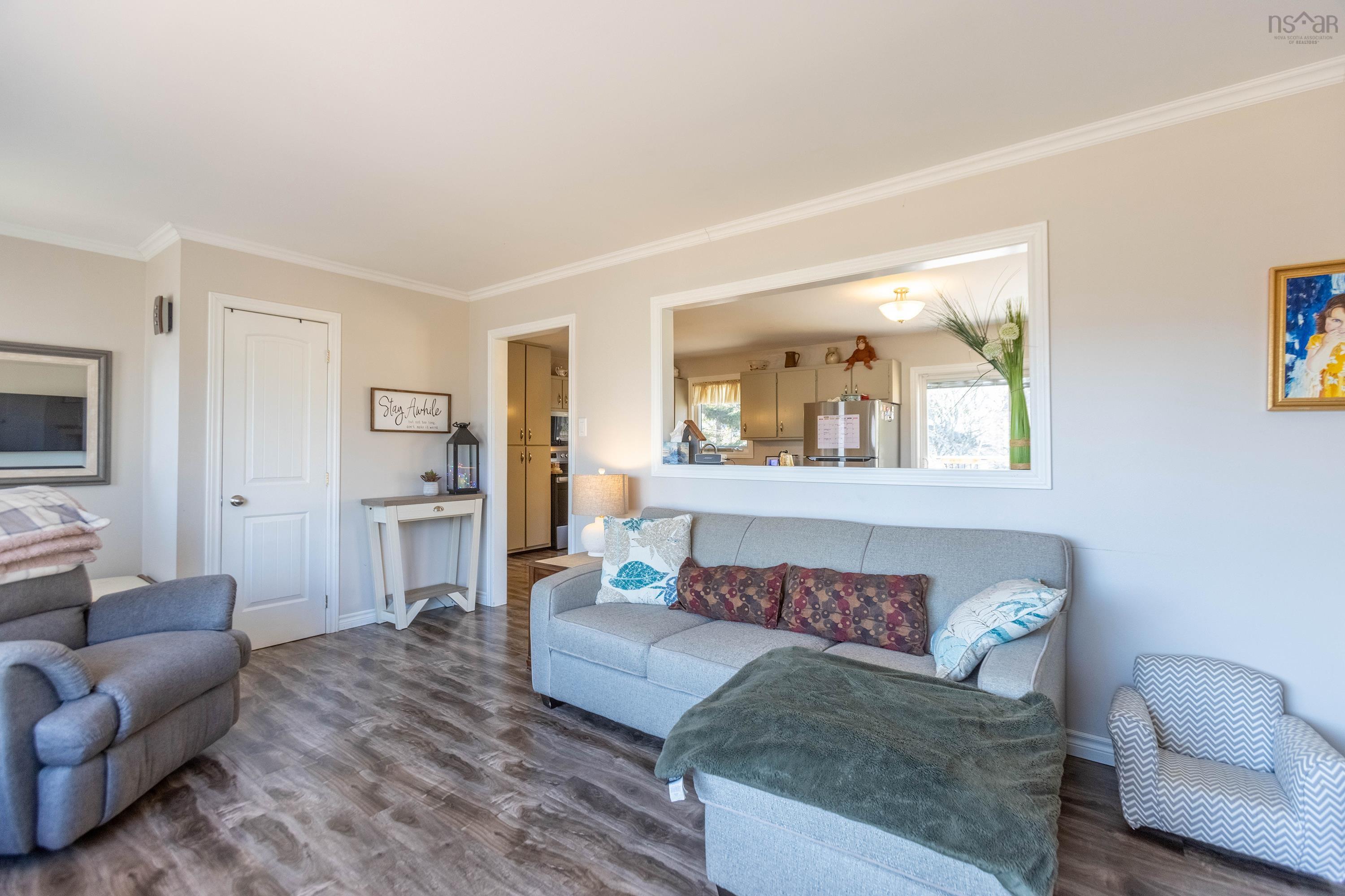 $339,900.00: 19 Boylston Avenue, Amherst