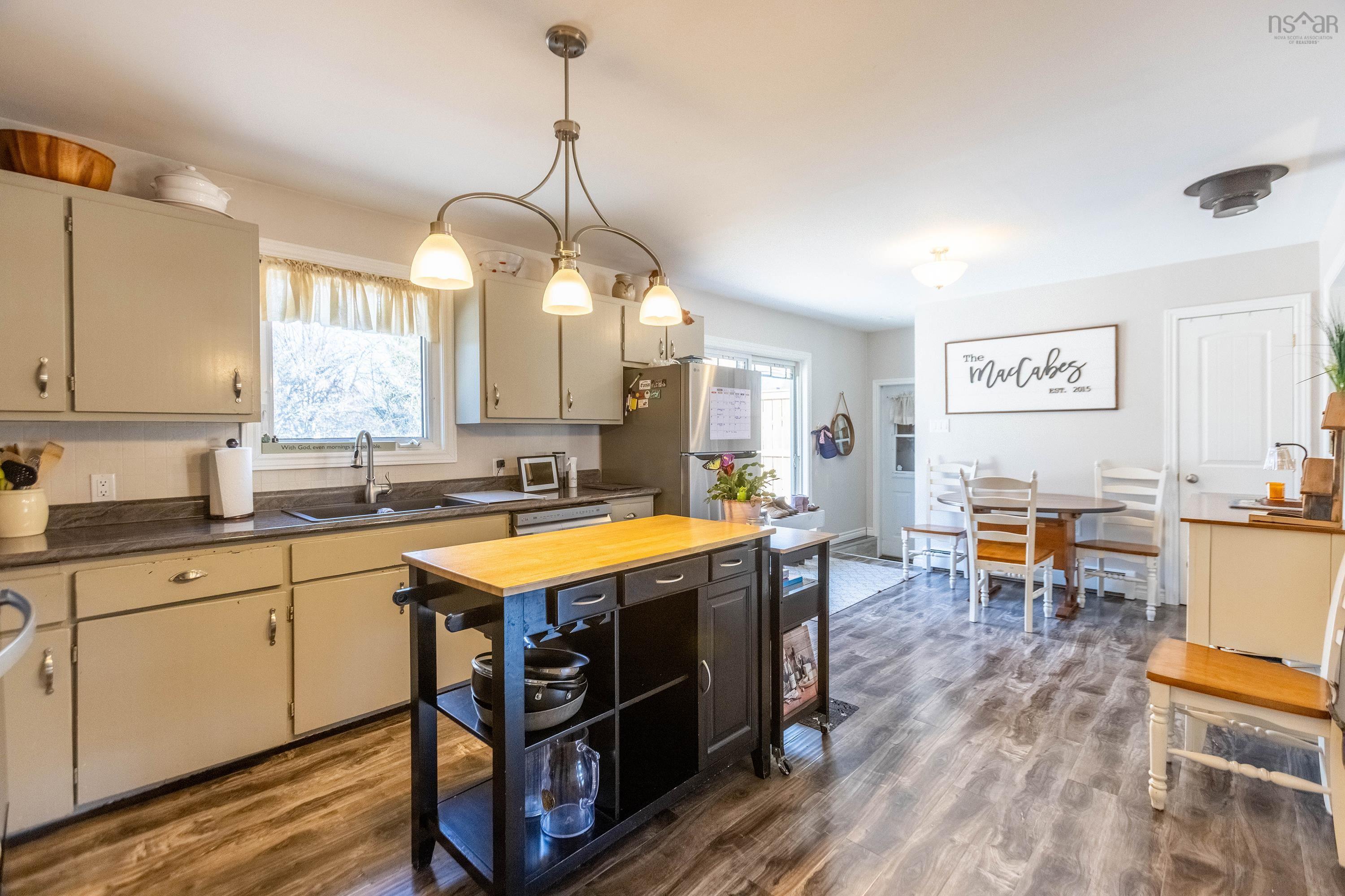 $339,900.00: 19 Boylston Avenue, Amherst