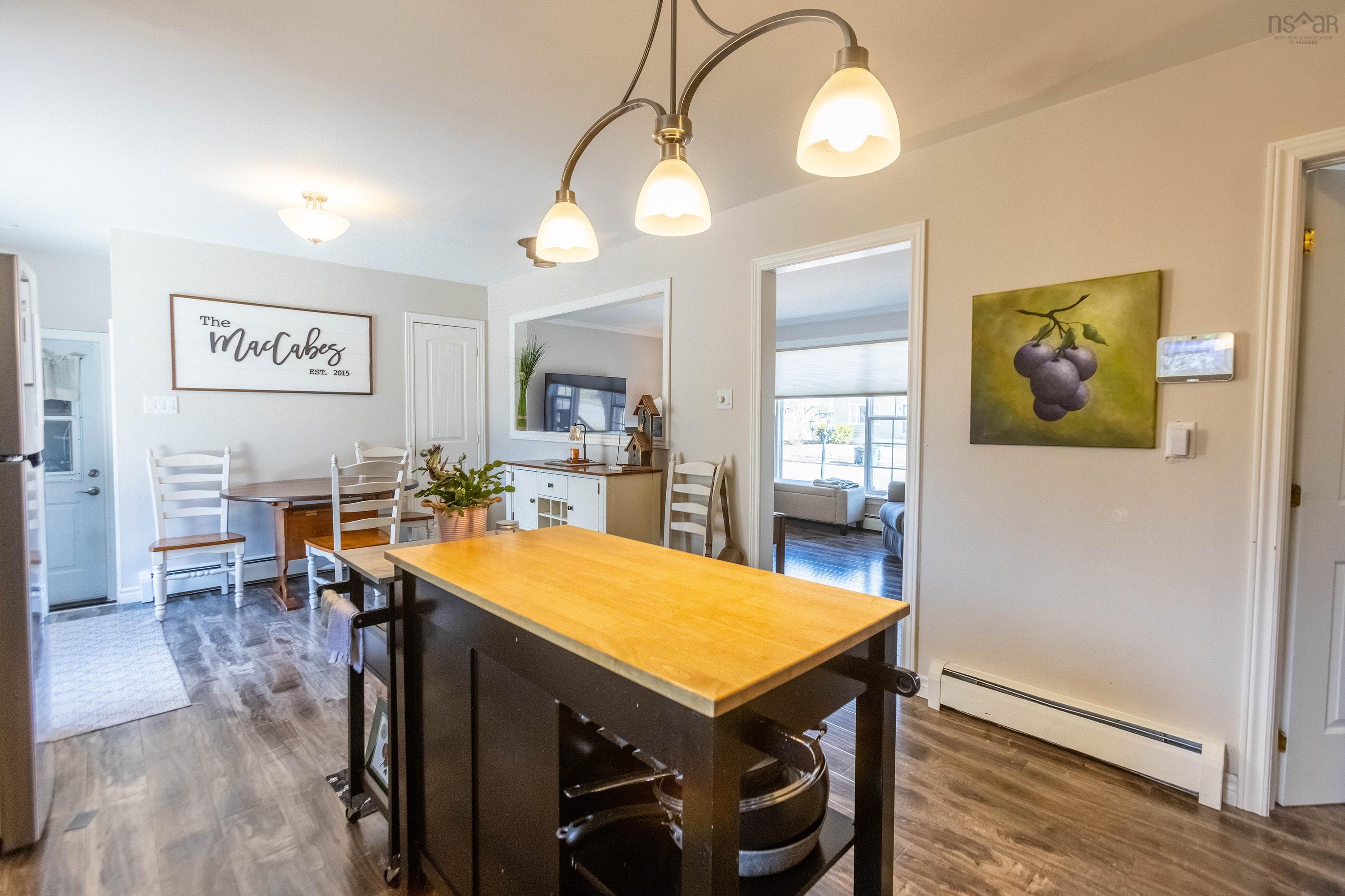 $339,900.00: 19 Boylston Avenue, Amherst