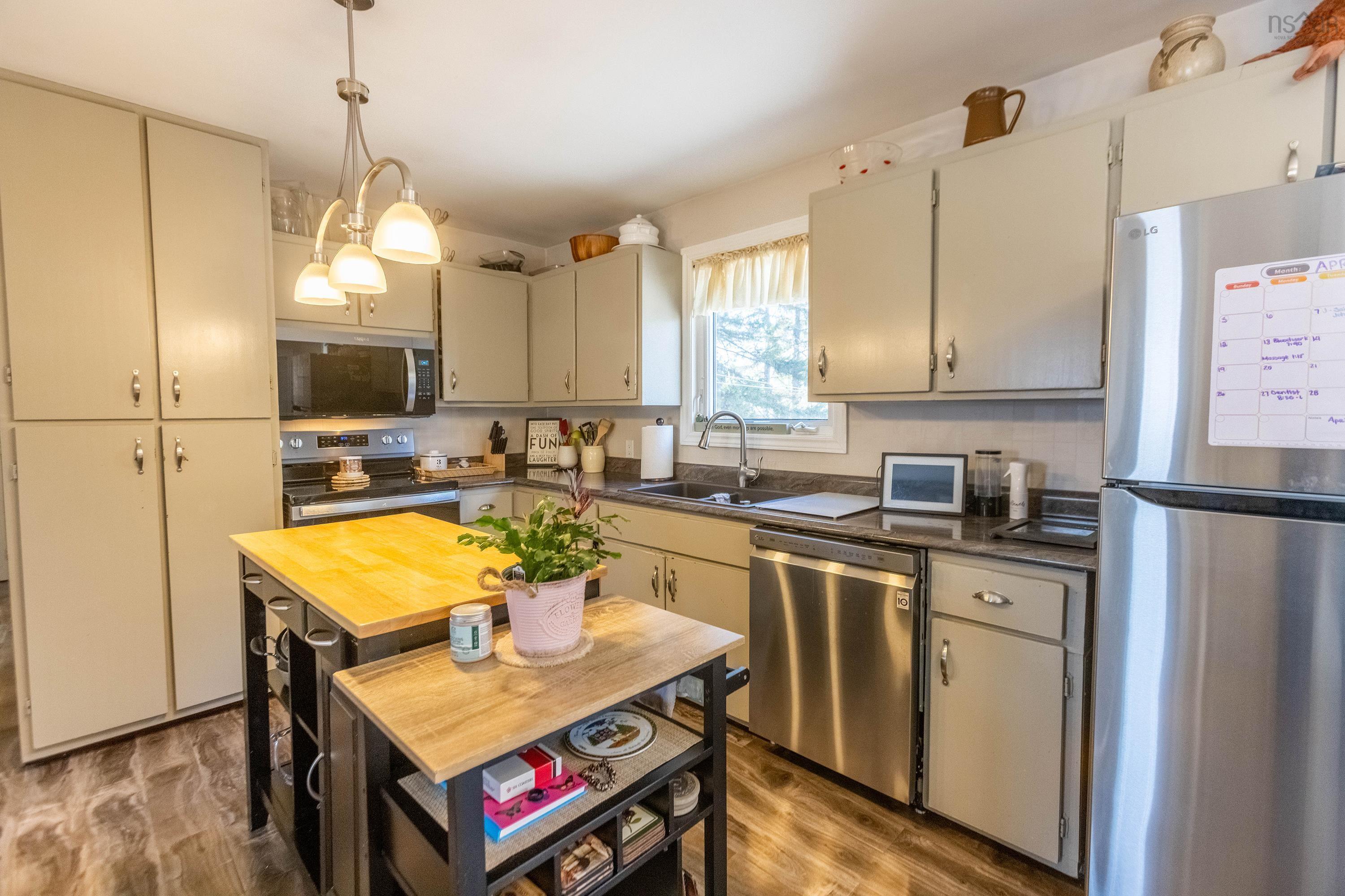 $339,900.00: 19 Boylston Avenue, Amherst