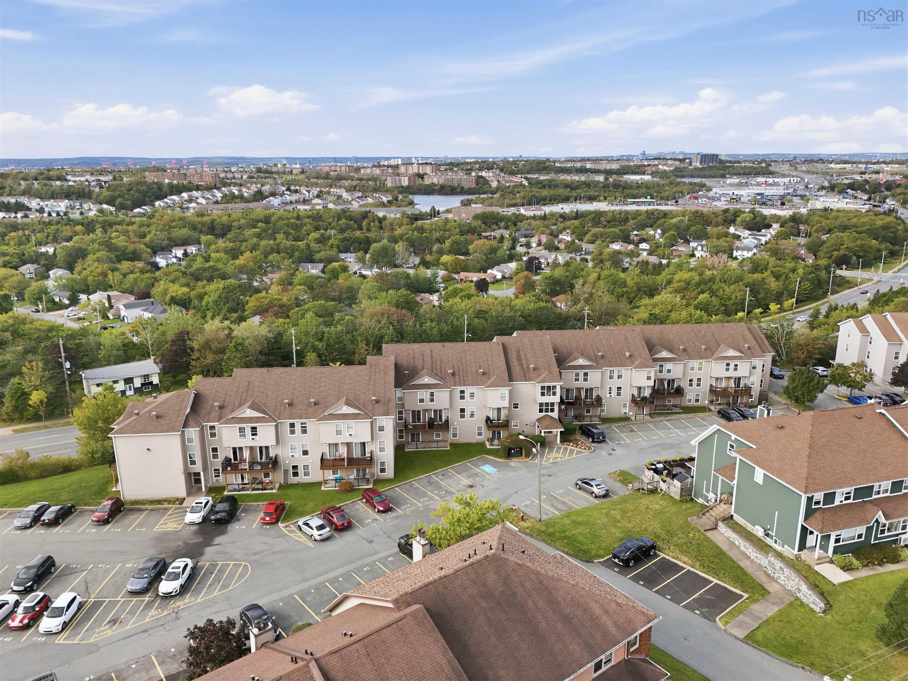 215 75 Collins Grove, Dartmouth, NS (MLS 202606645)