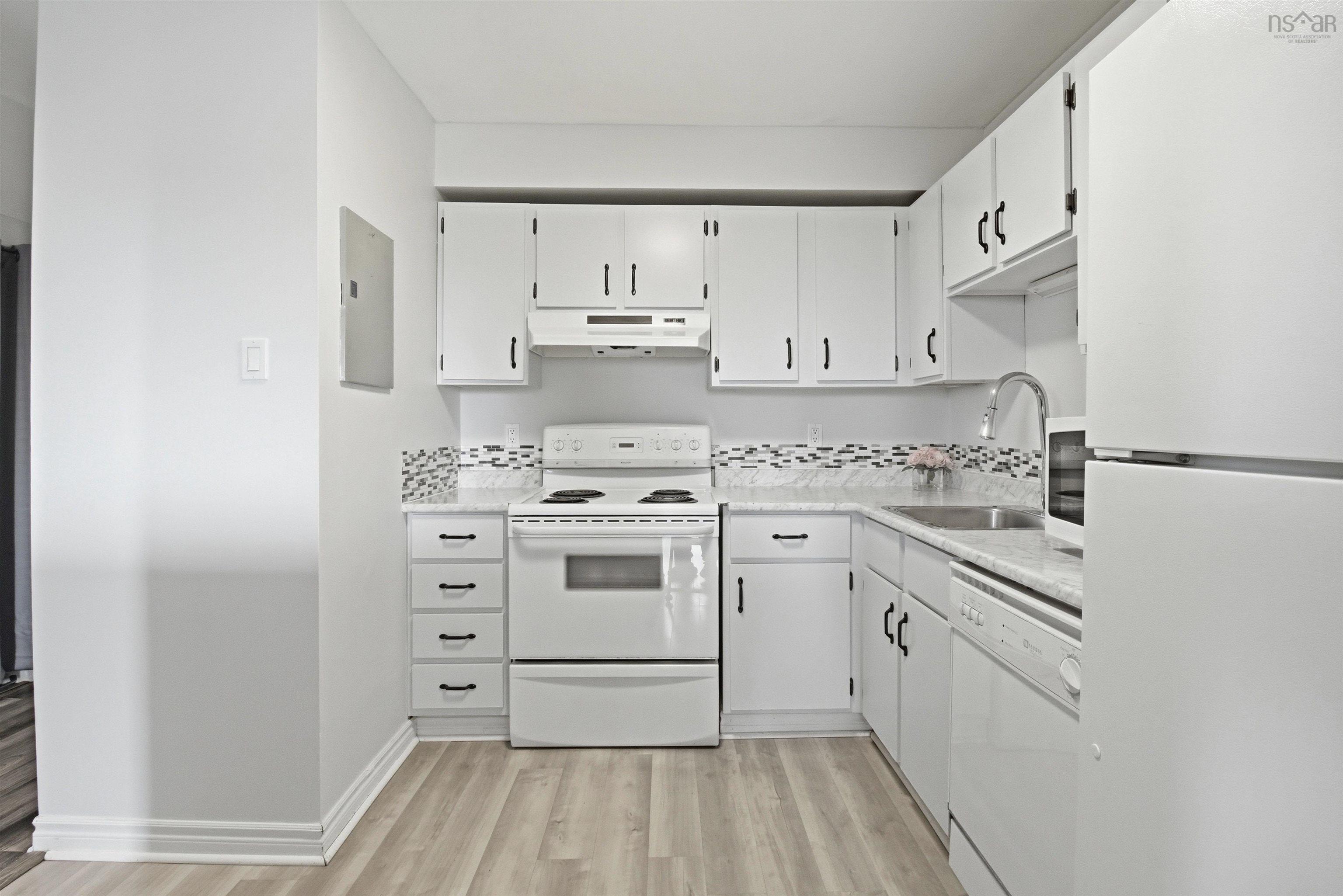 215 75 Collins Grove, Dartmouth, NS (MLS 202606645)