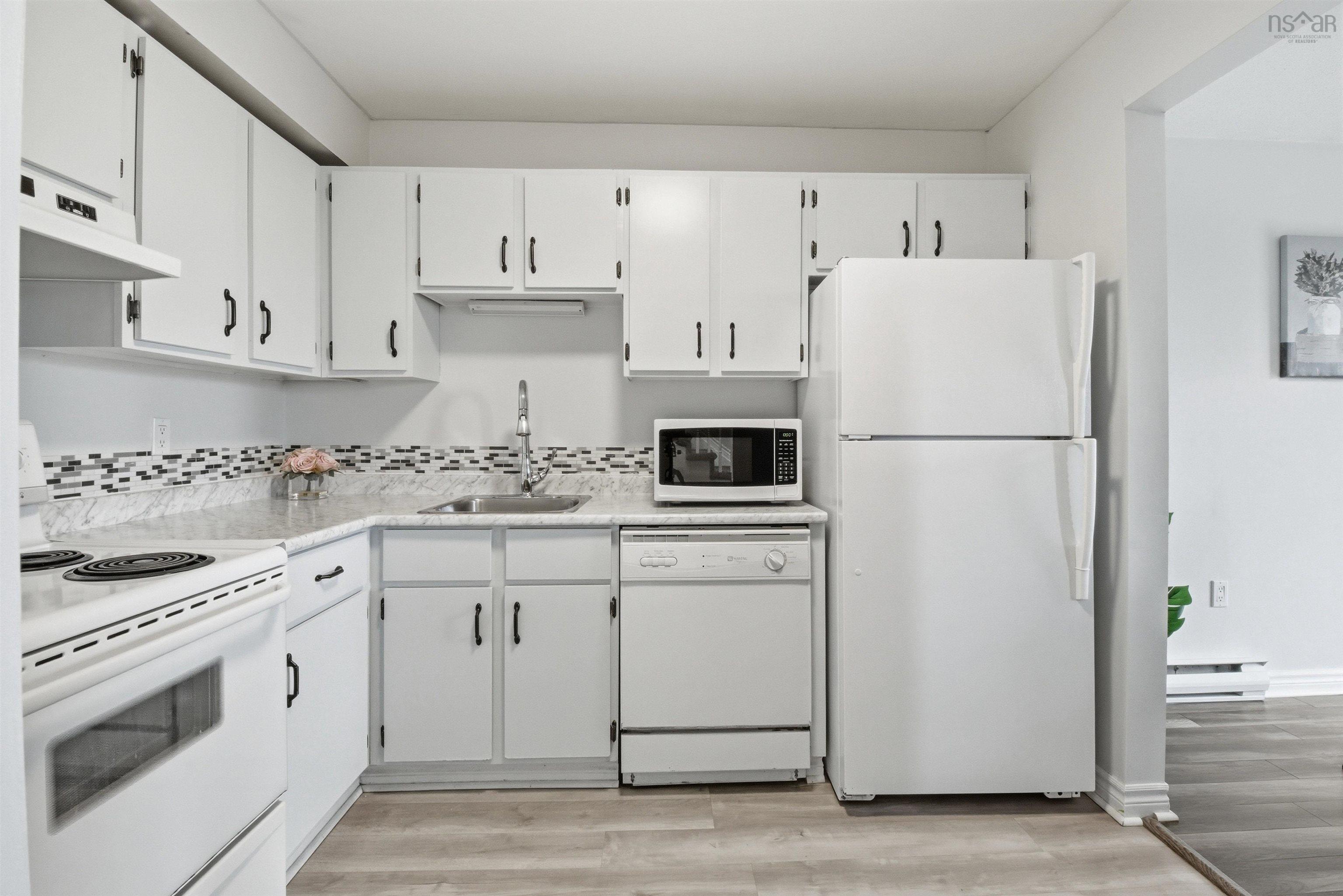 215 75 Collins Grove, Dartmouth, NS (MLS 202606645)