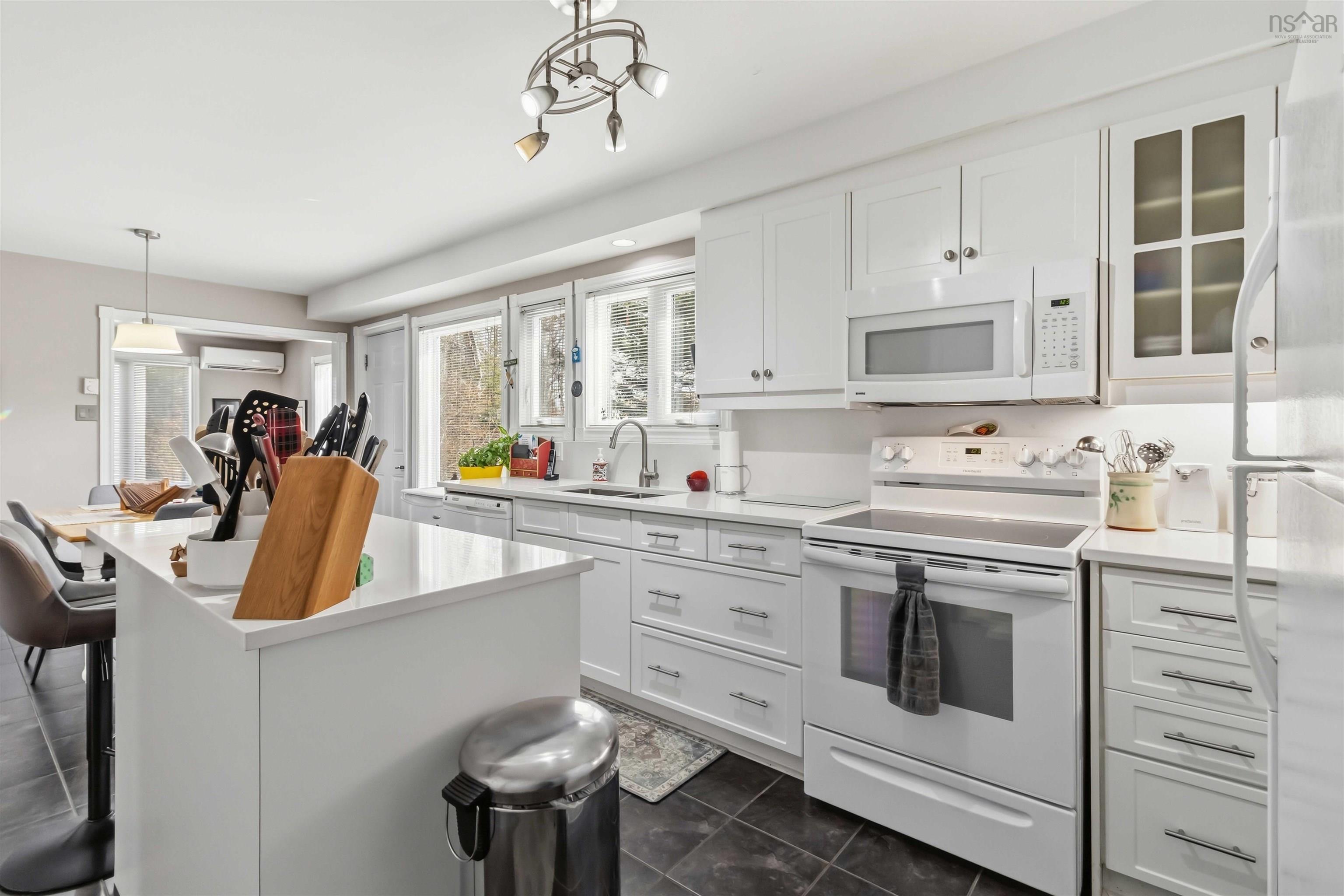 198 Cresthaven Drive, Halifax, NS (MLS 202606649)