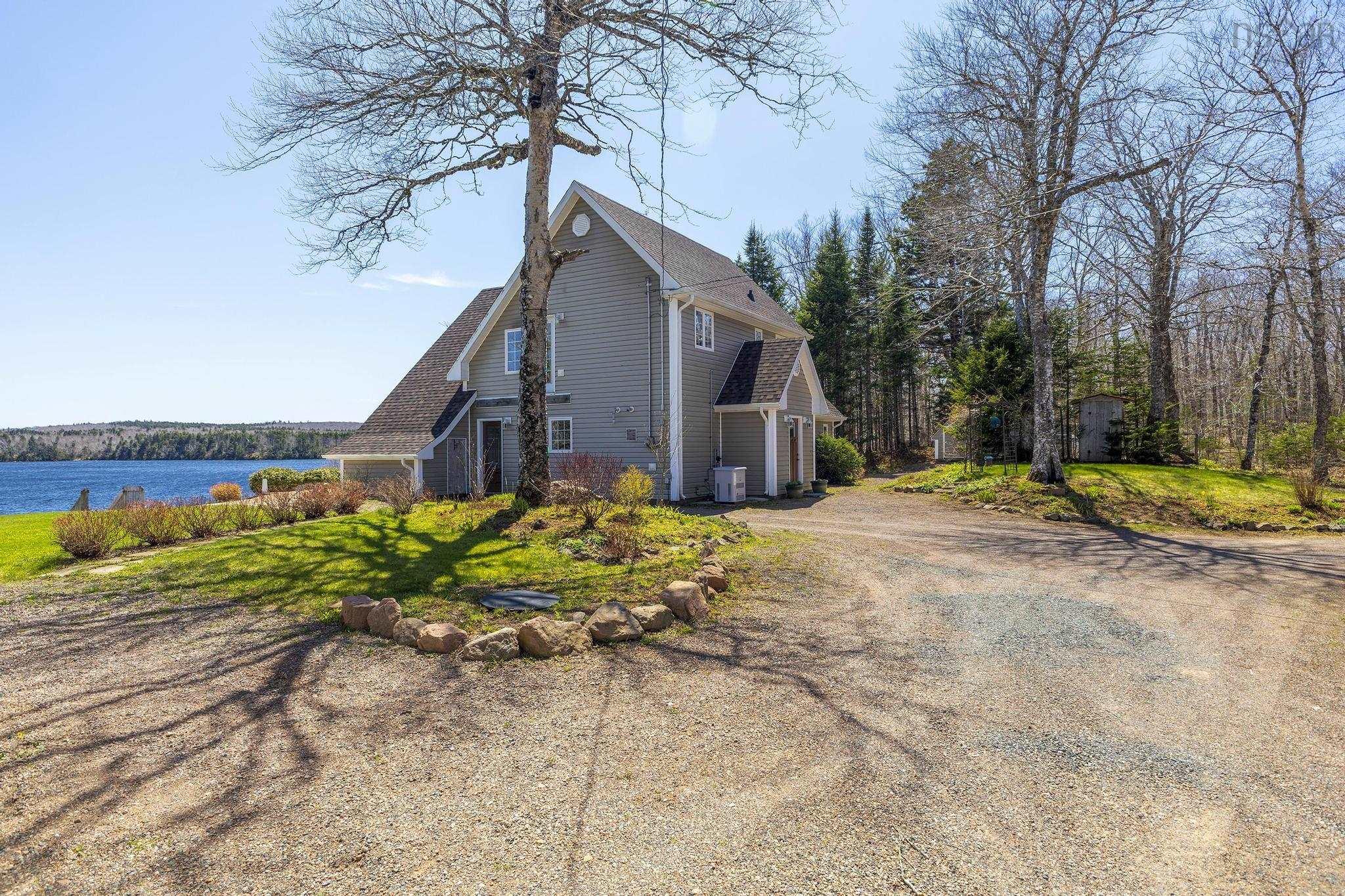 $725,000.00: 344 Hart Lake Road, Hart Lake