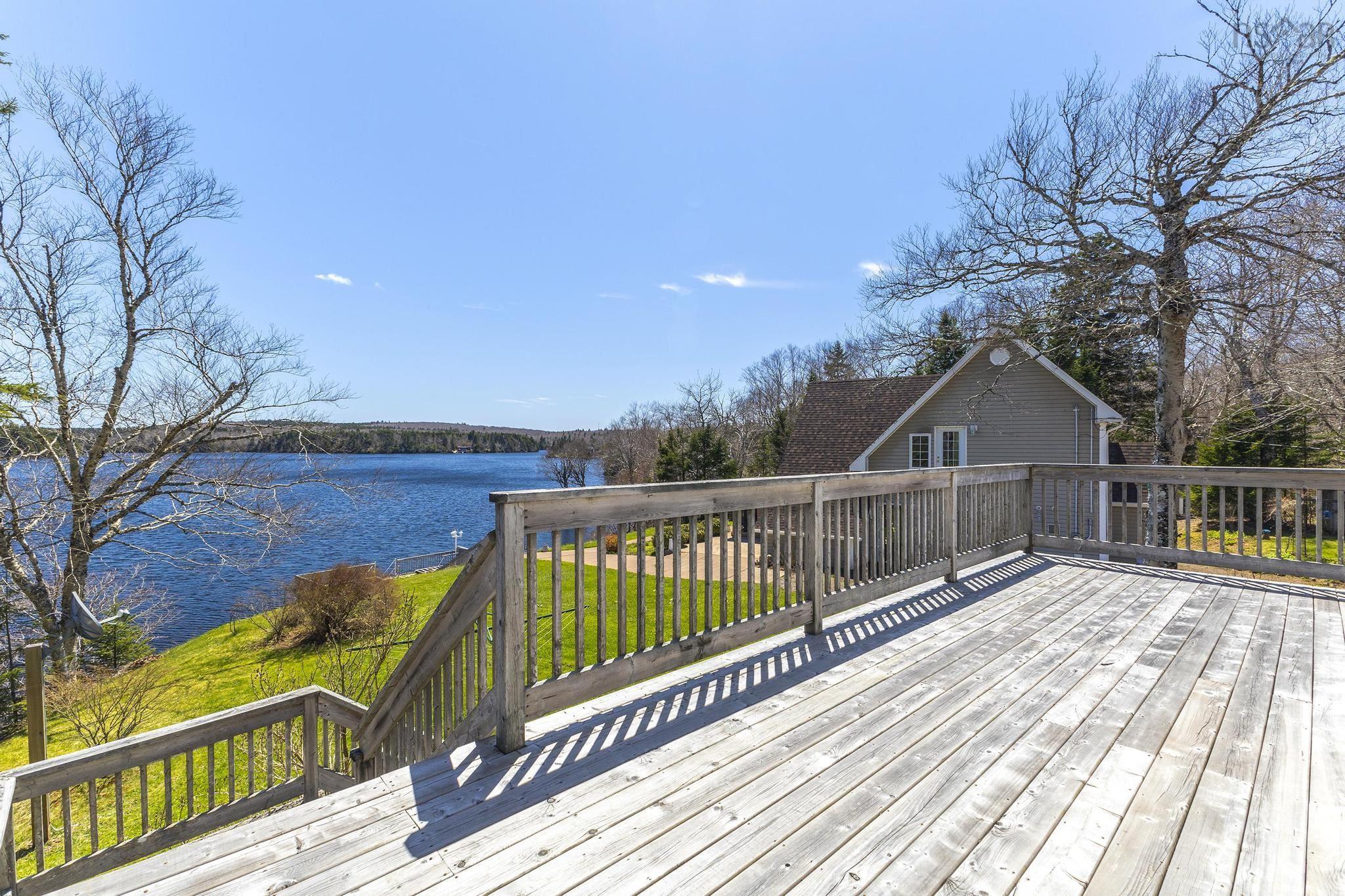 $725,000.00: 344 Hart Lake Road, Hart Lake