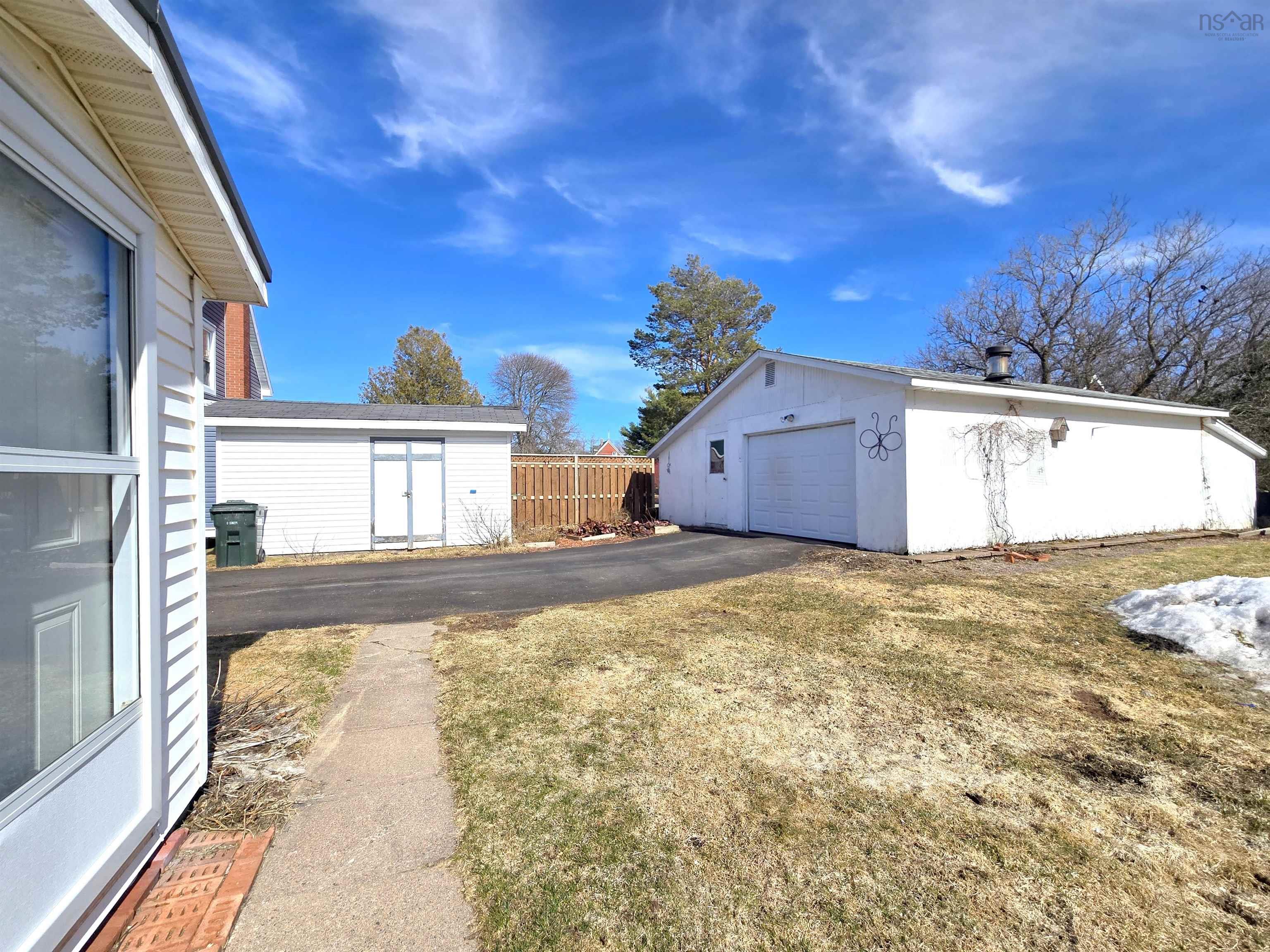 $349,900.00: 9 Patterson Street, Amherst