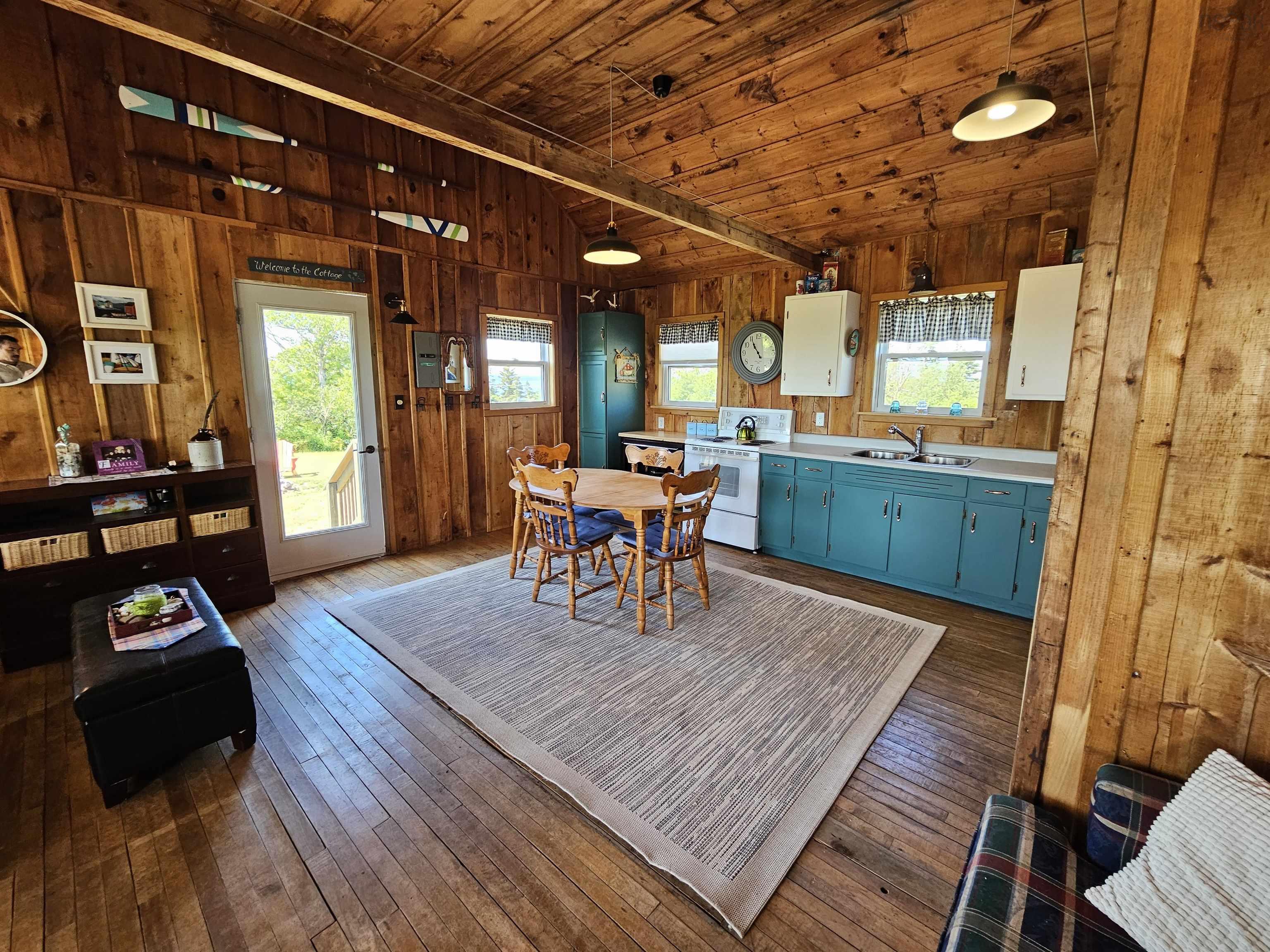 $279,900.00: 4 Ridgeview Lane, Greenhill