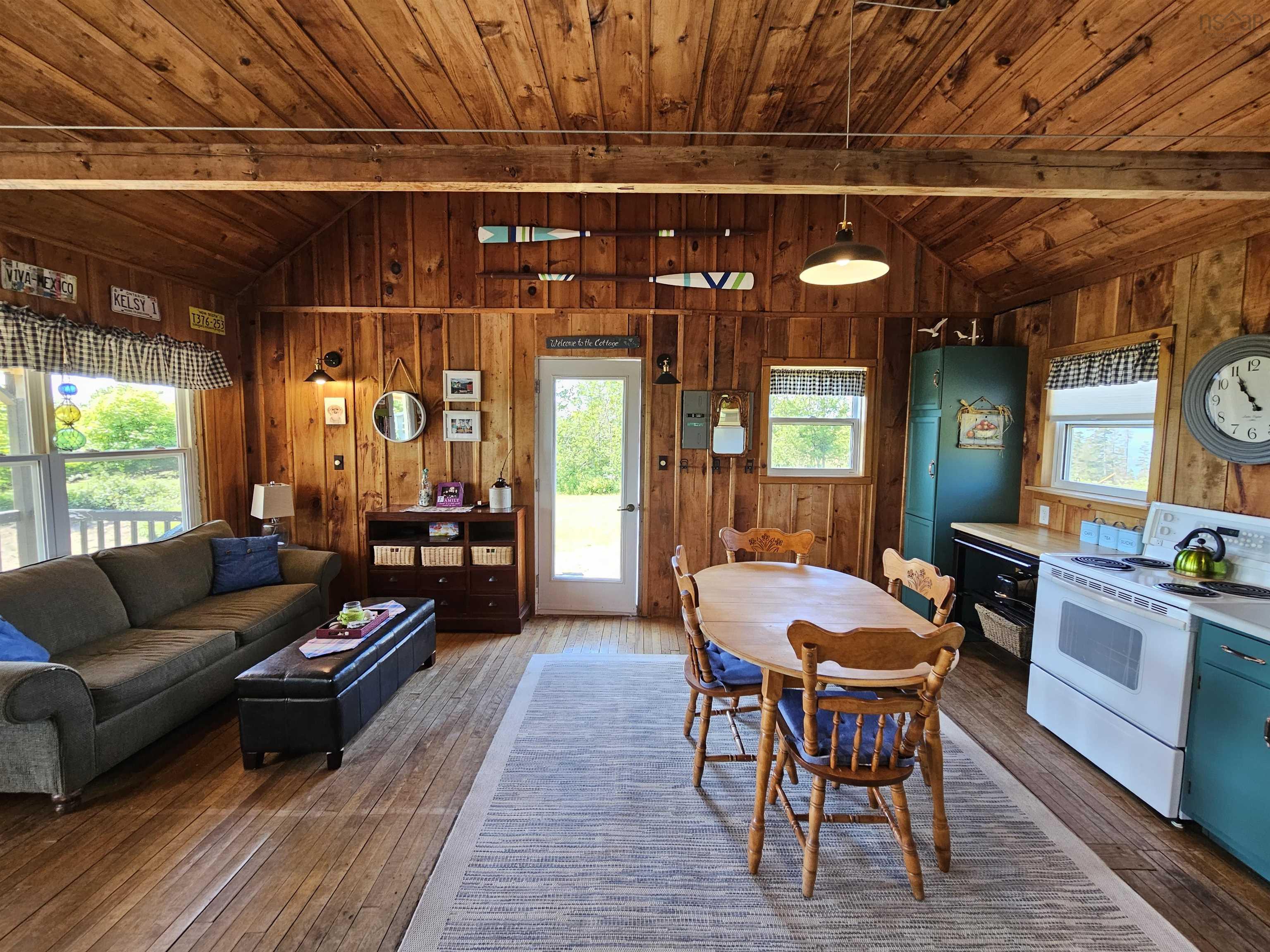 $279,900.00: 4 Ridgeview Lane, Greenhill