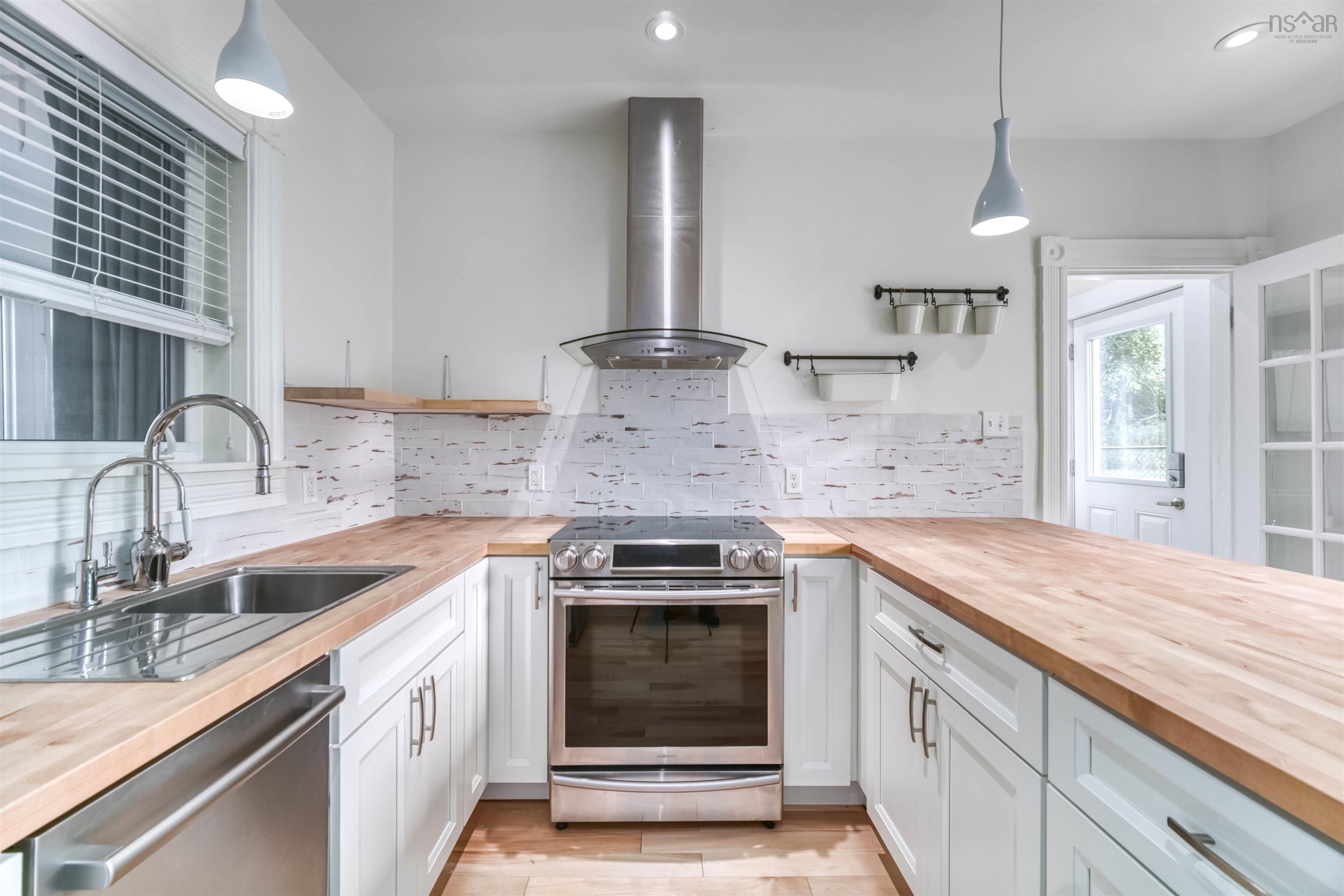 $389,000.00: 1745 Victoria Street, Westville