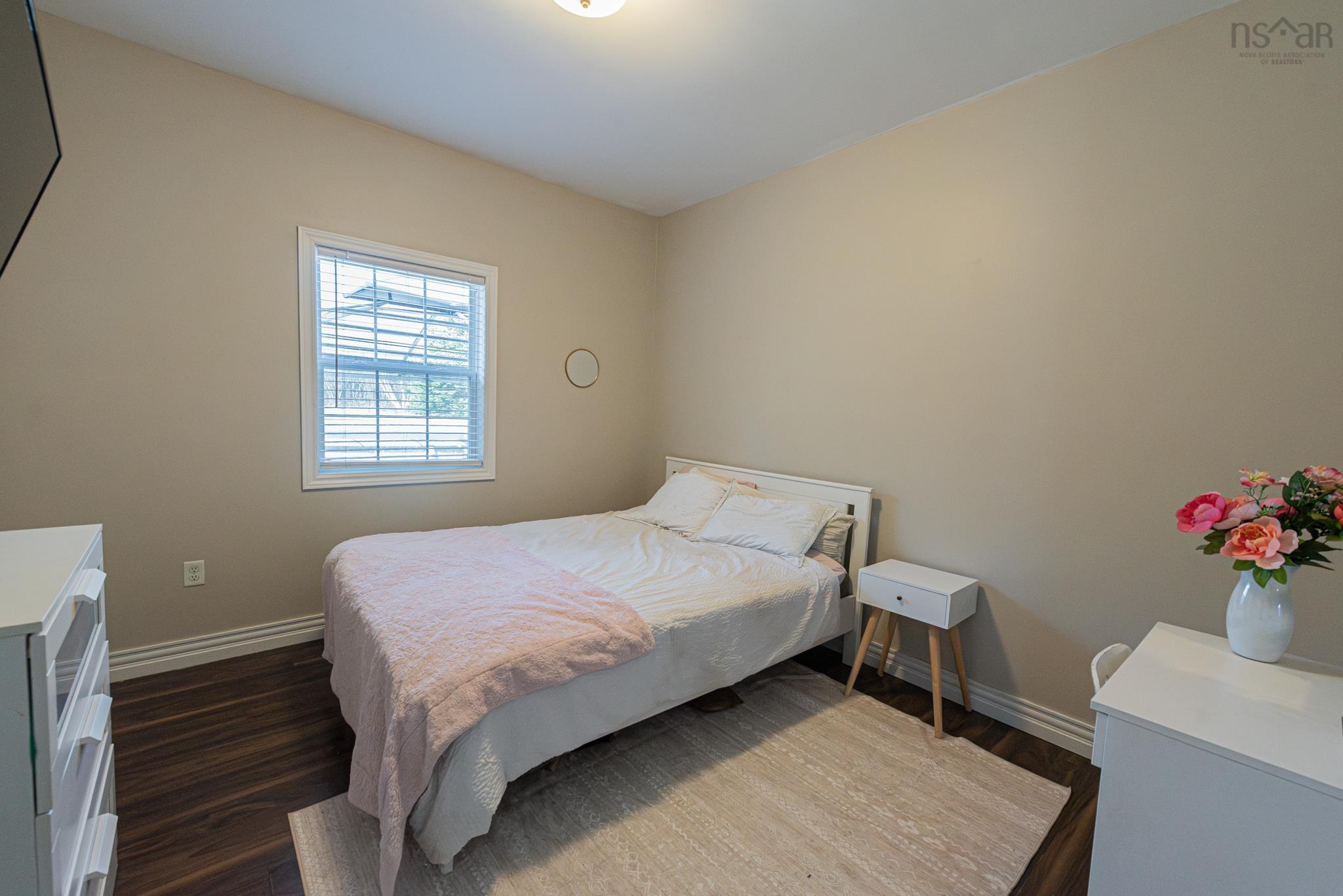 $509,900.00: 925 Lorne Street, Linacy