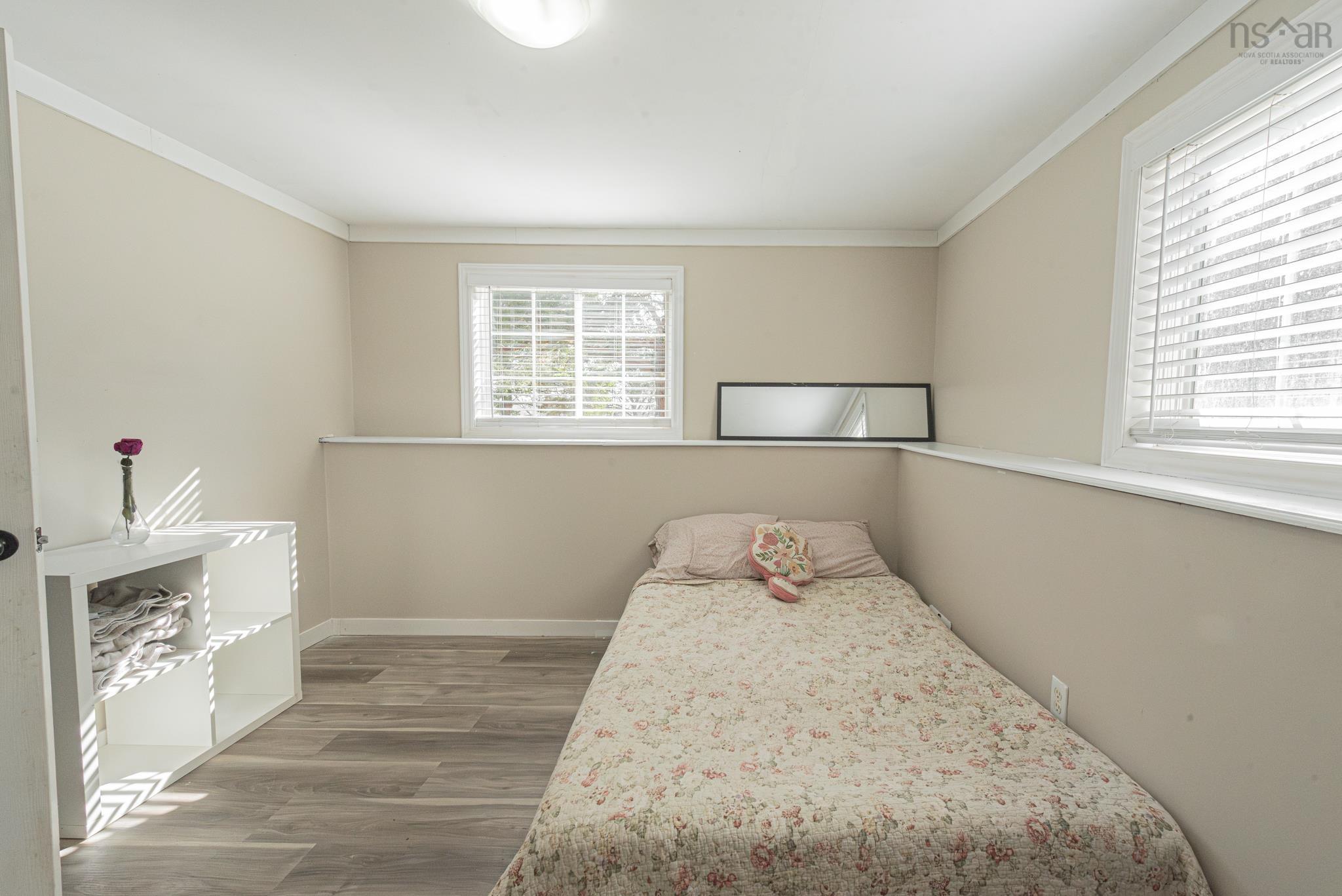 $509,900.00: 925 Lorne Street, Linacy