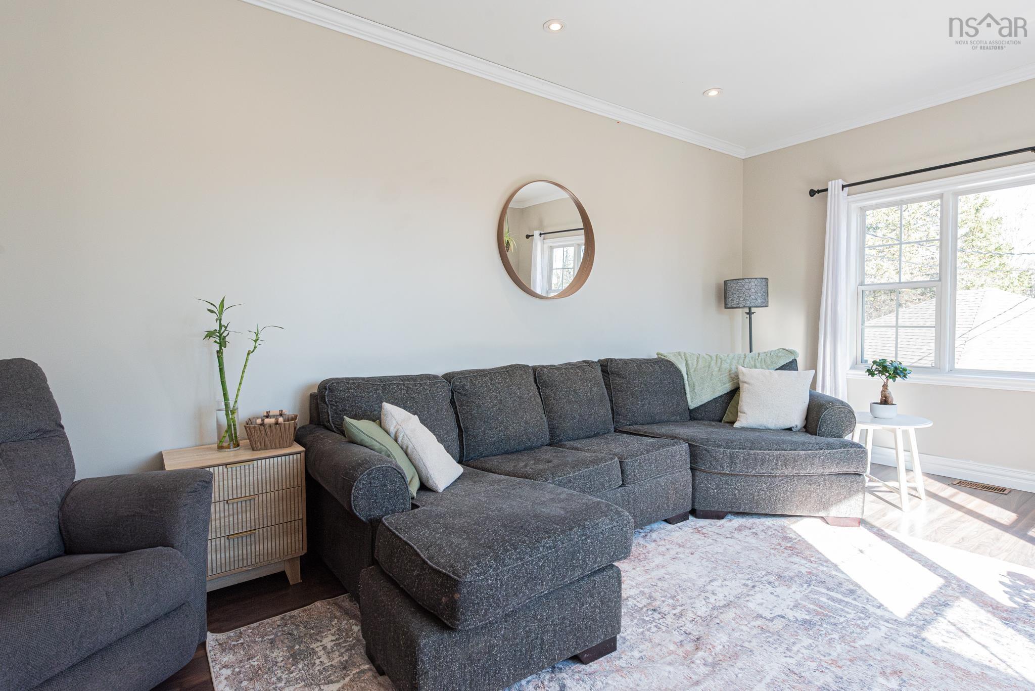 $509,900.00: 925 Lorne Street, Linacy