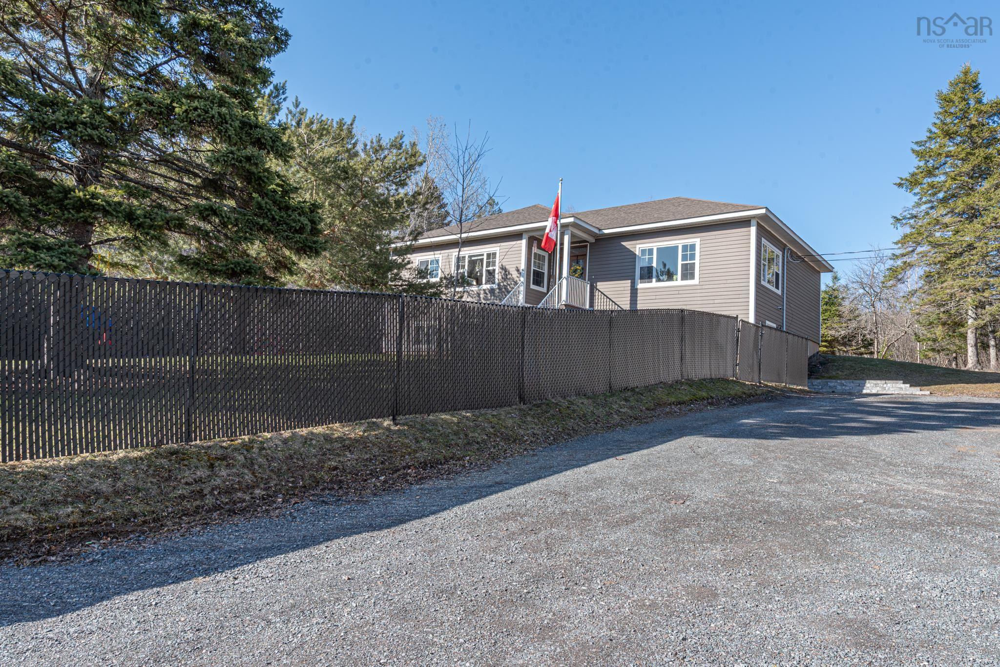 $509,900.00: 925 Lorne Street, Linacy