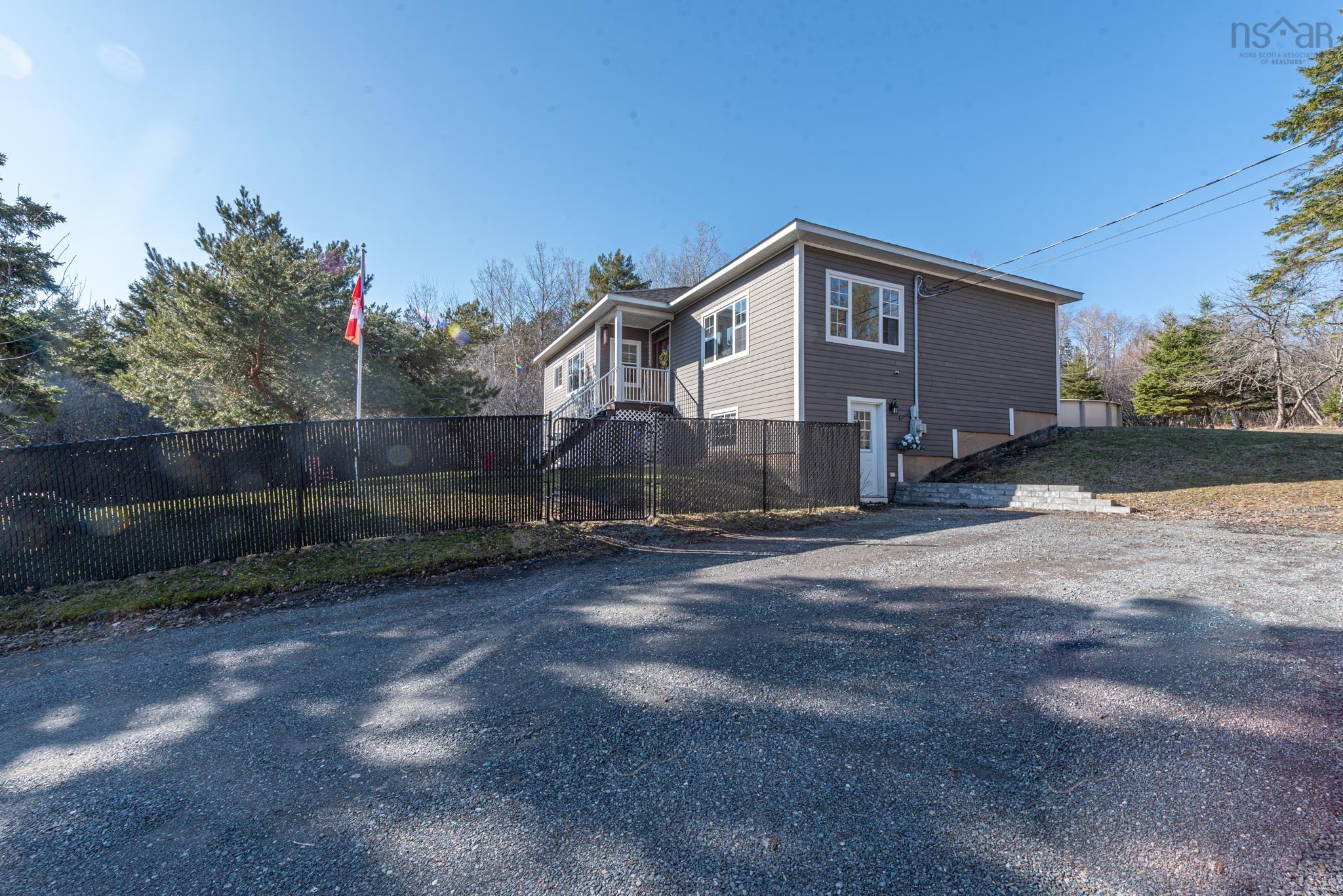 $509,900.00: 925 Lorne Street, Linacy