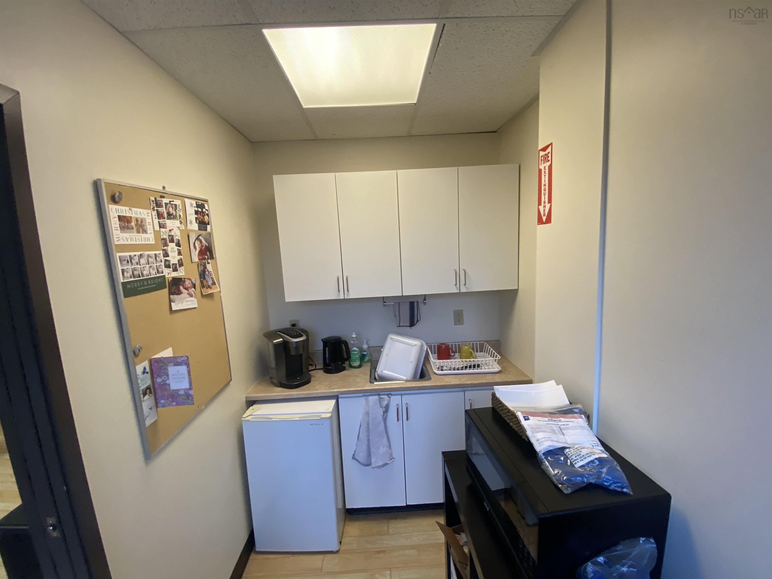 480 5991 Spring Garden Road, Halifax, NS (MLS 202606672)