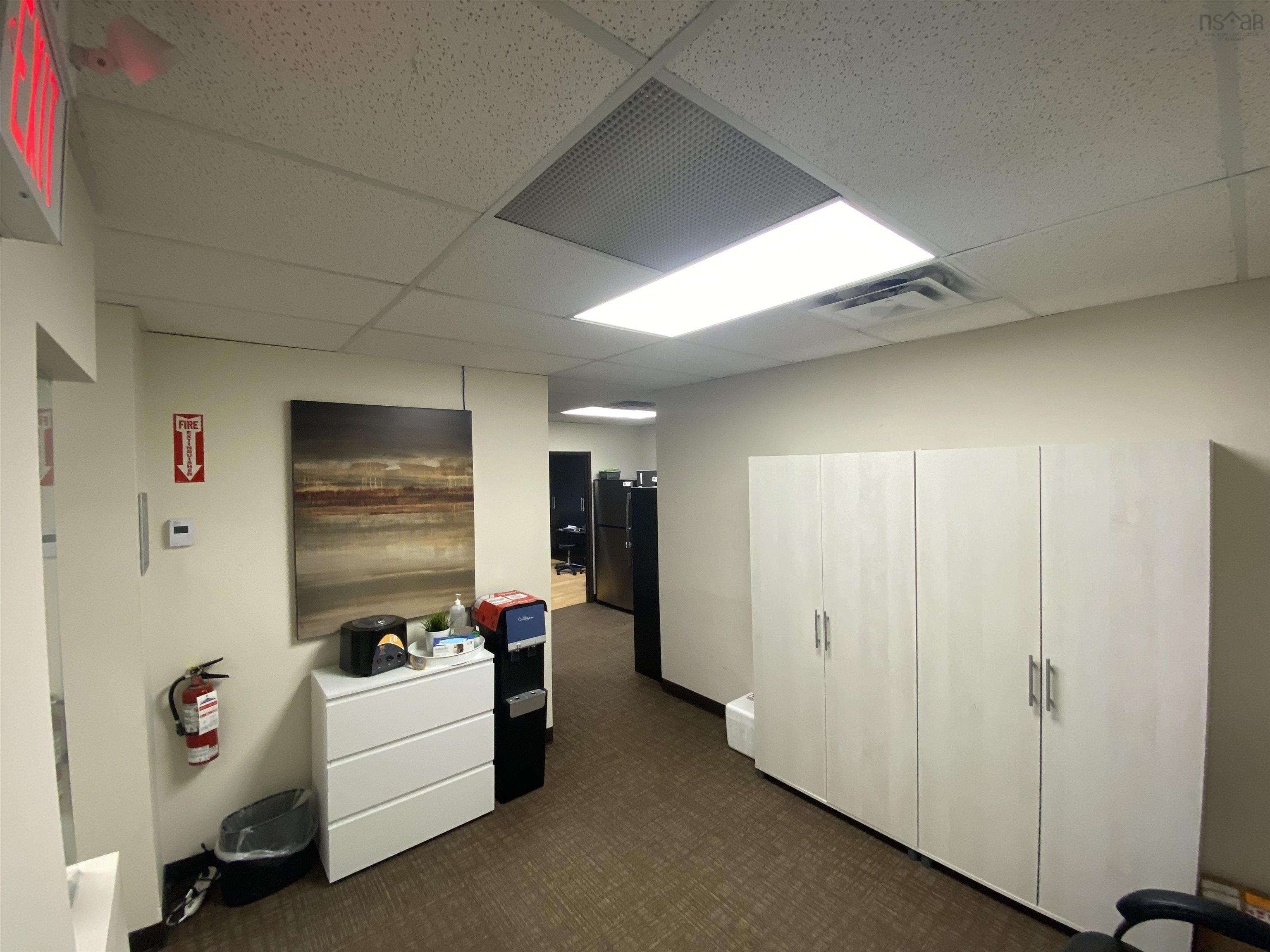 480 5991 Spring Garden Road, Halifax, NS (MLS 202606672)