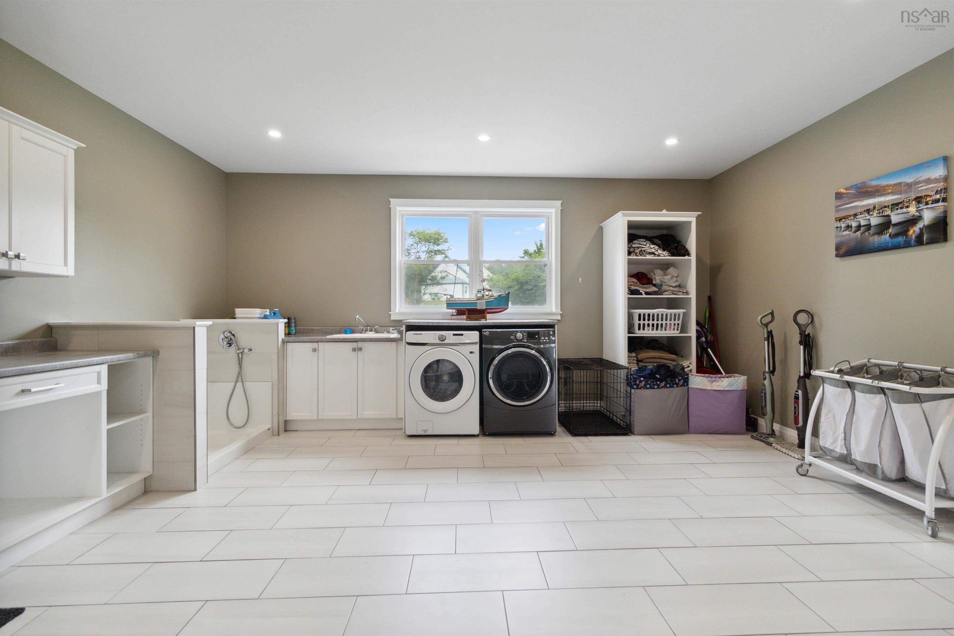 $1,575,000.00: 1112,1121+Lot39 Sandy Point Road, Sandy Point