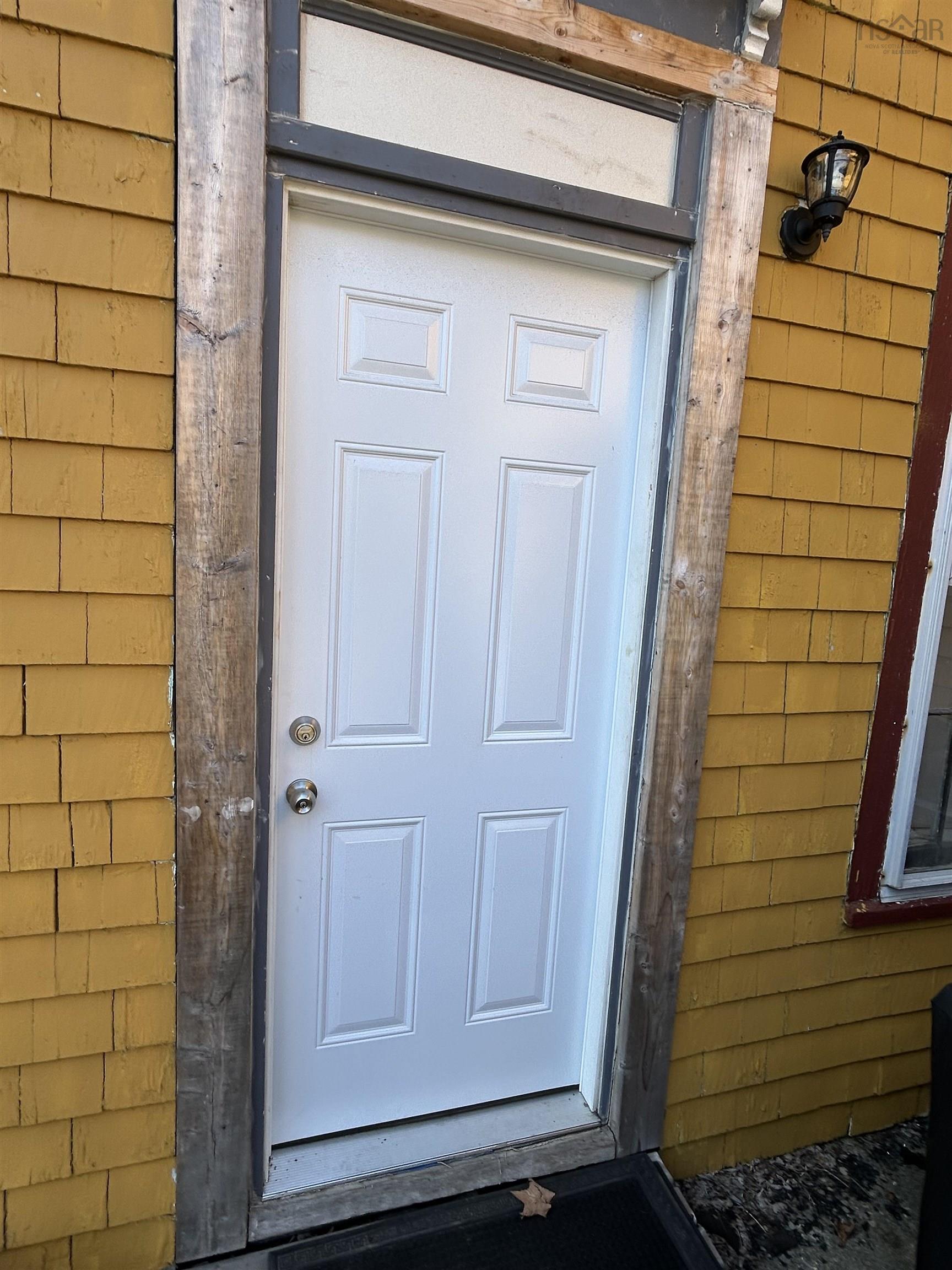 $399,000.00: 9 Elm Street, Yarmouth