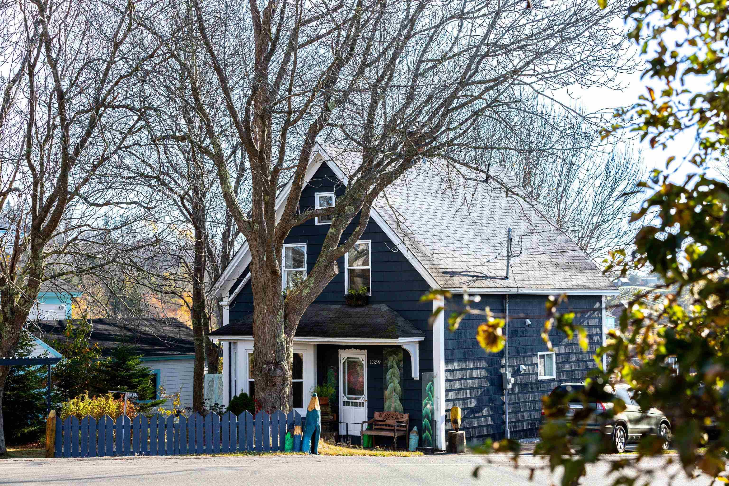 $429,500.00: 1359 Highway 332, First South